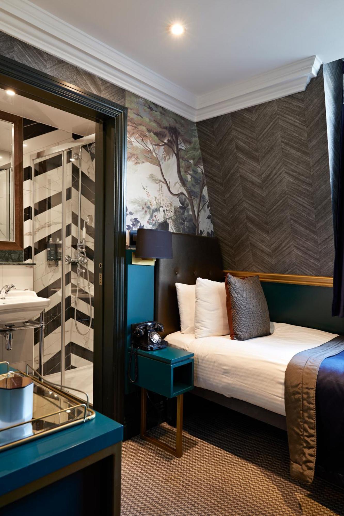 Deluxe Single Room