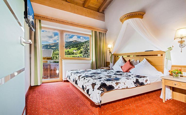 Superior One-Bedroom Suite