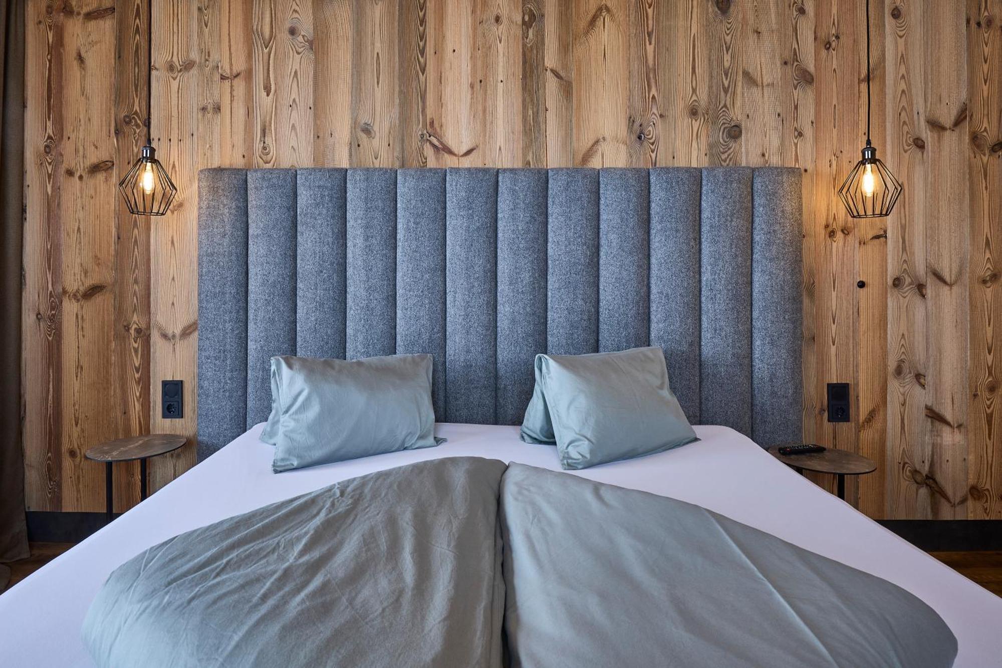 Superior Chalet