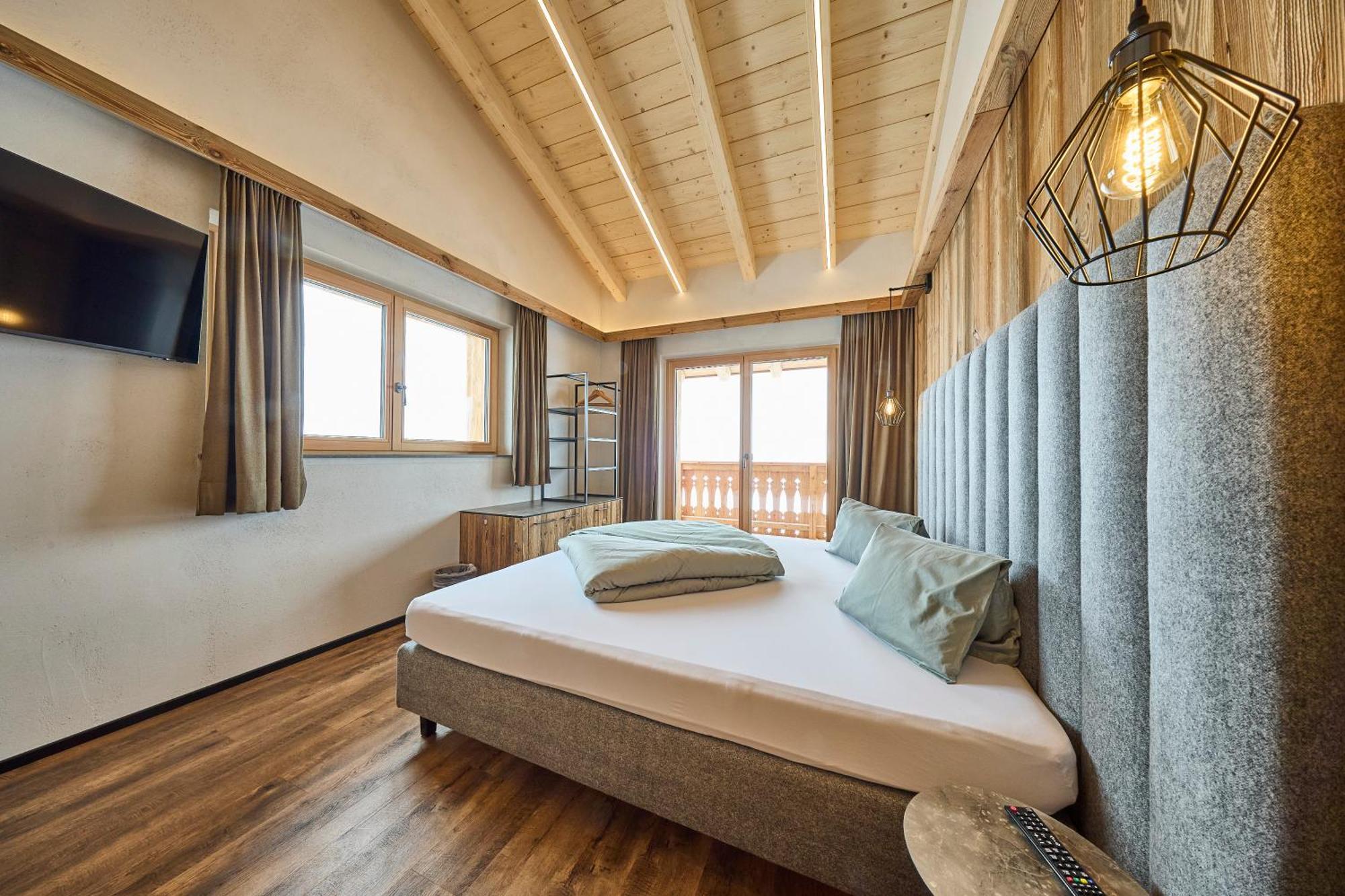 Superior Chalet