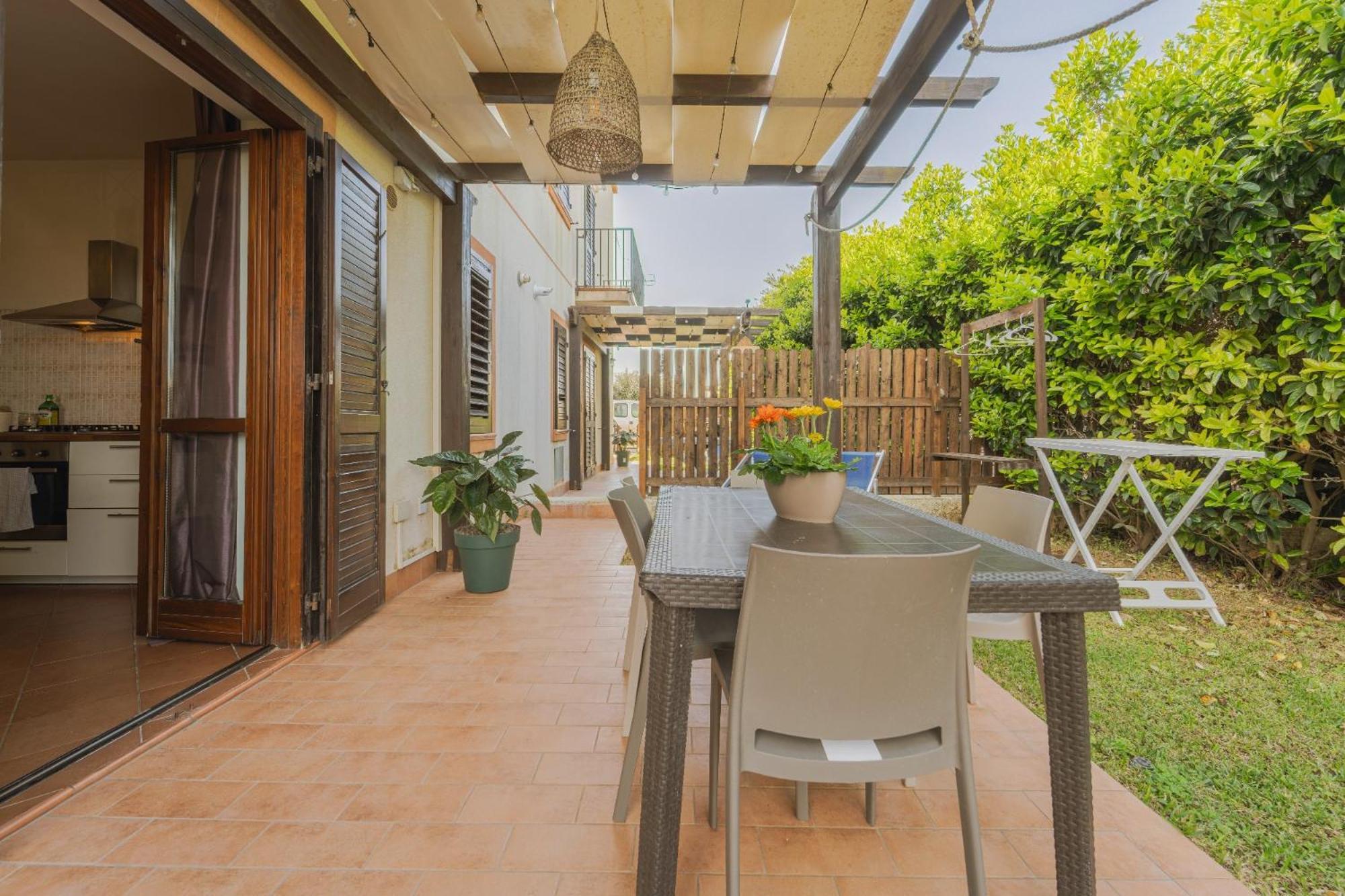 Studio Garden View
