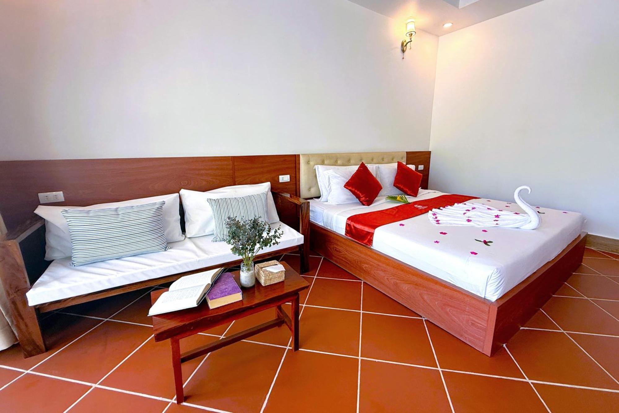 King Room Garden view