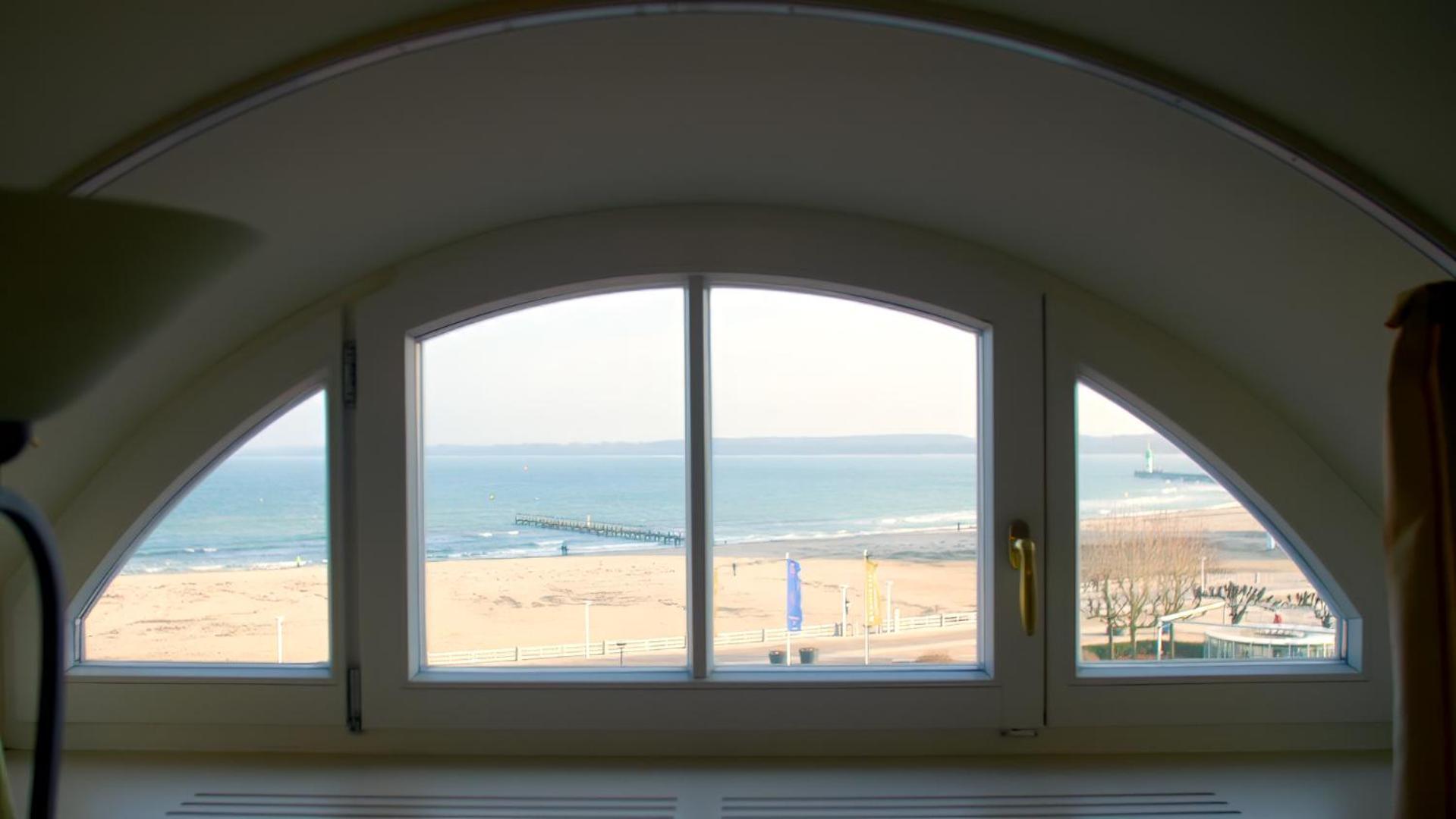 Double room direct sea view – attic