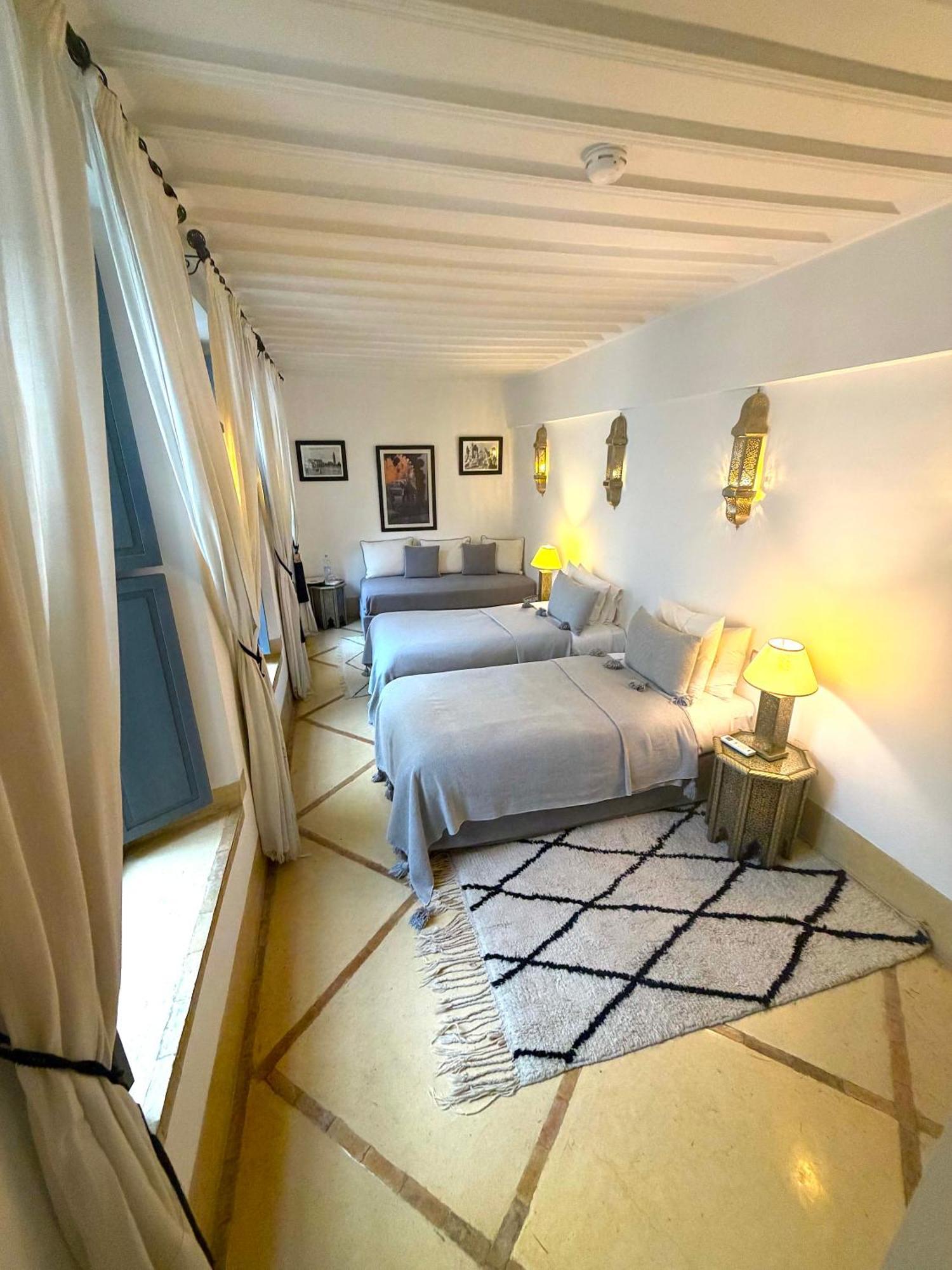 Triple Room,1765925866:JPEG
