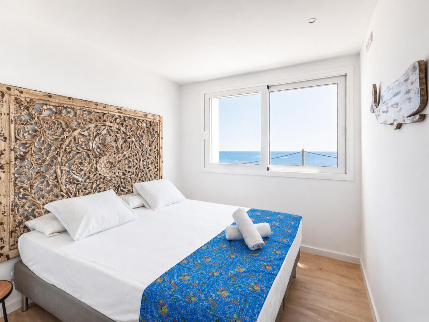 Three-Bedroom Villa sea view