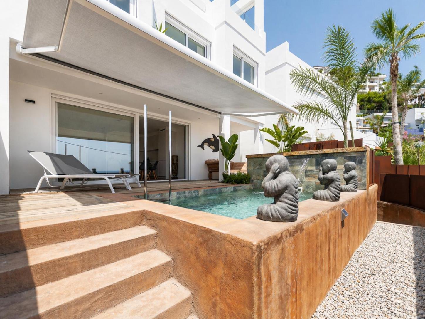 Three-Bedroom Villa sea view