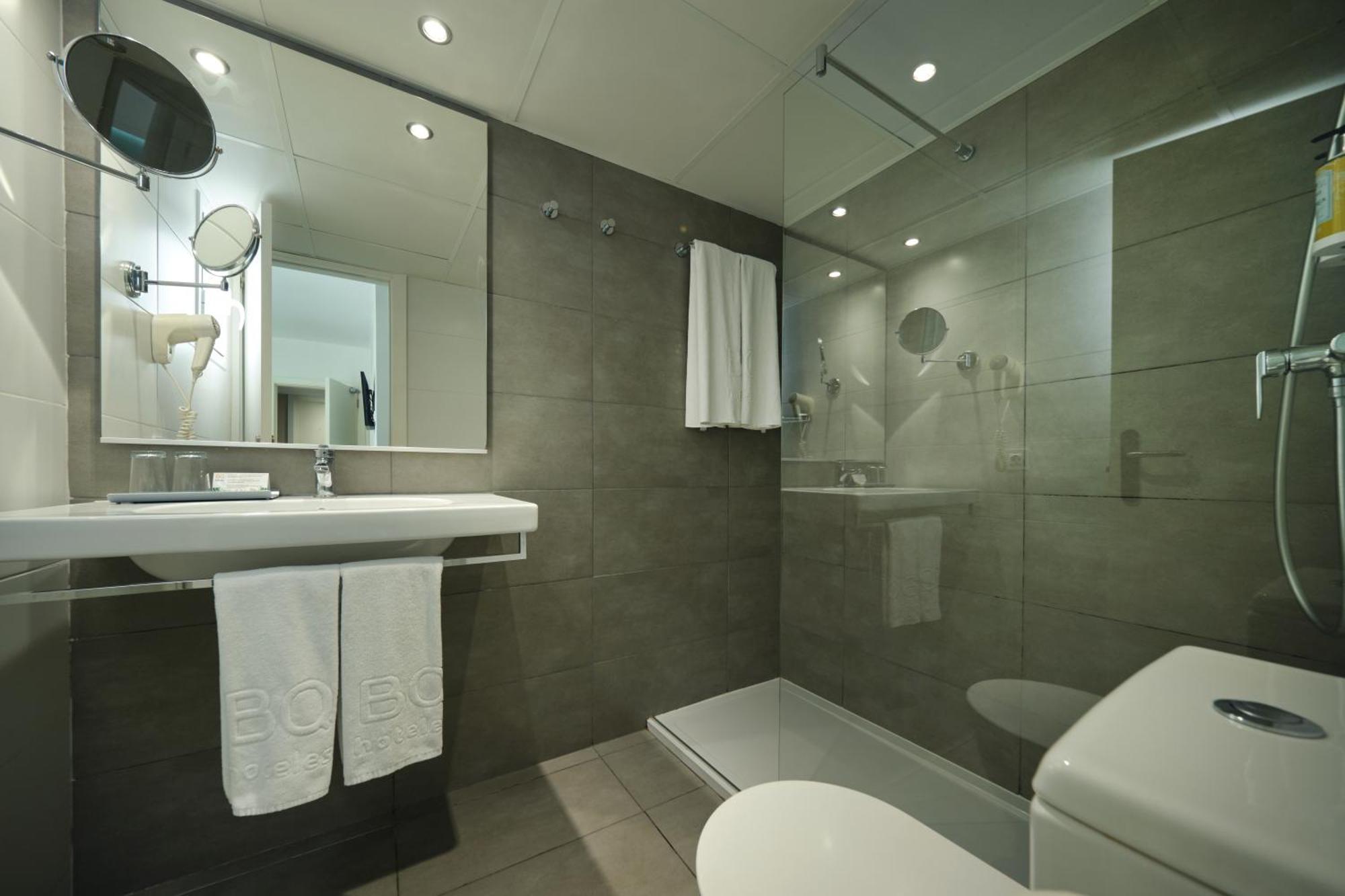 Double or Twin Room Balcony