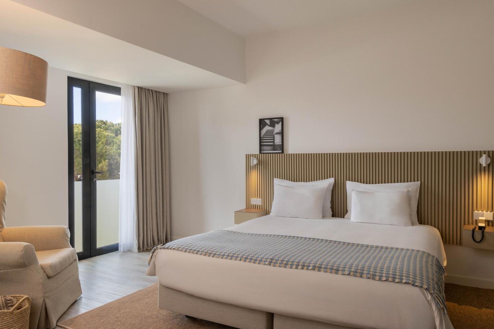 Chambre Double - Vue sur Rue