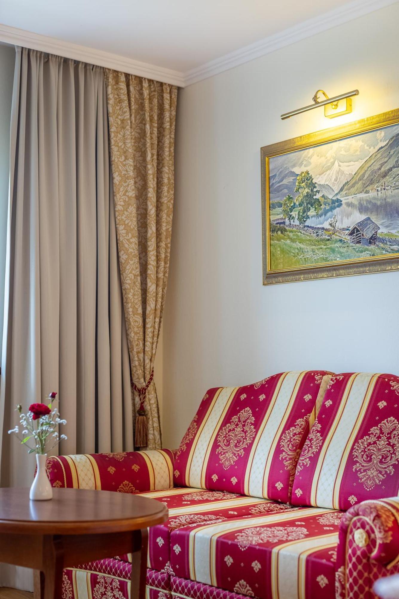 Junior Suite with Balcony and Lake View