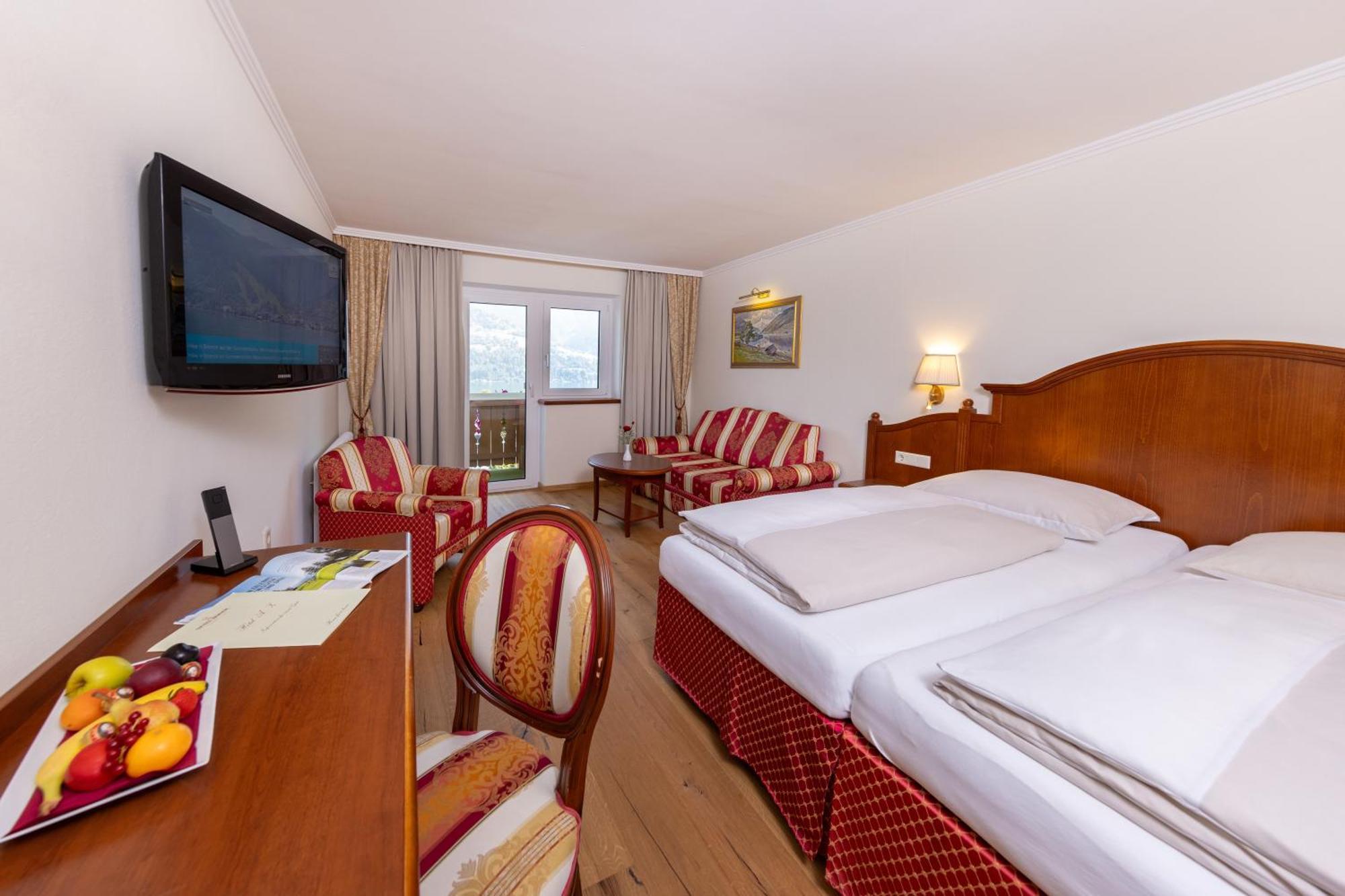 Junior Suite Balcony Lake View