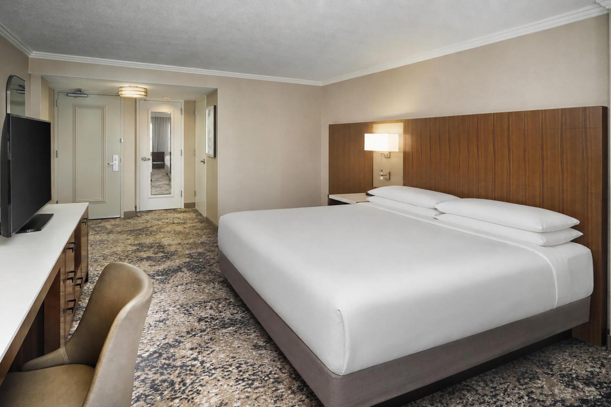 Standard King Room