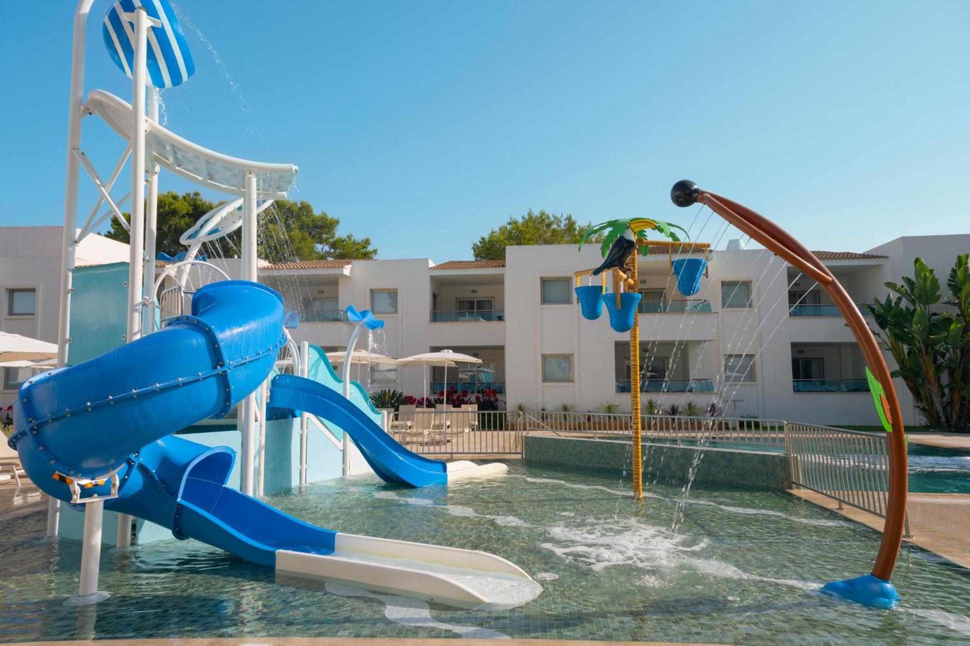 Family Suite Kids Pool Location