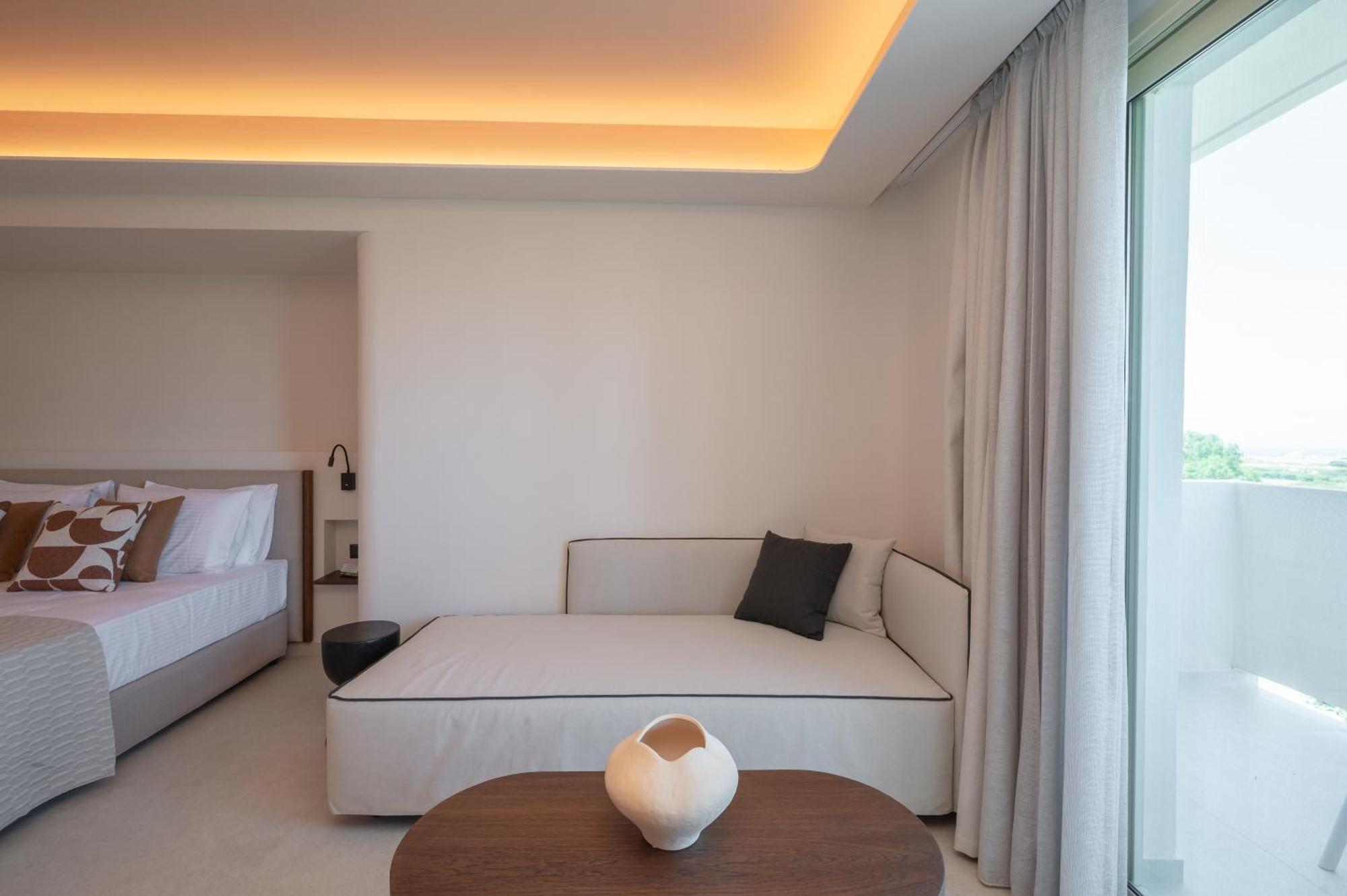 Deluxe Double or Twin Room Sea View