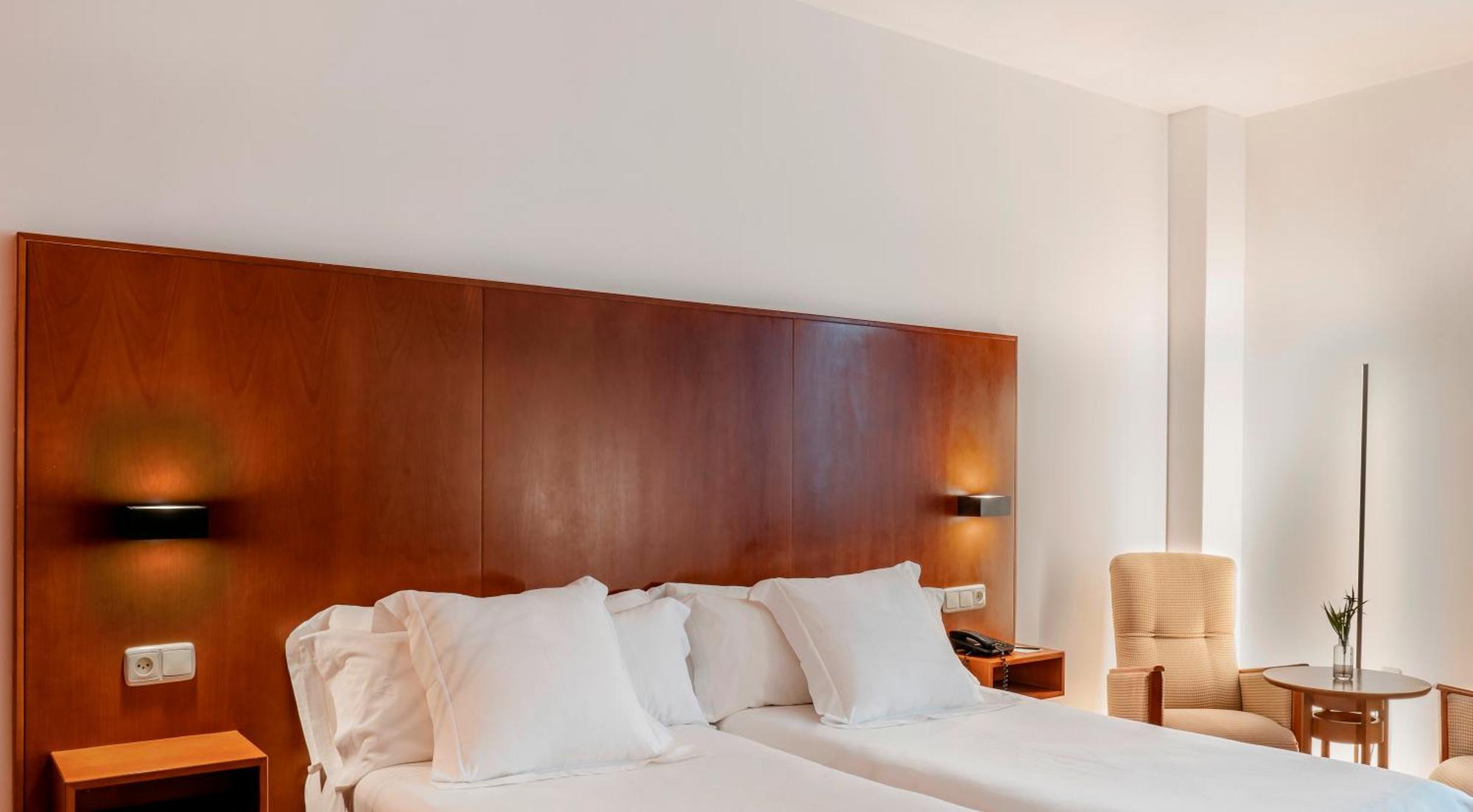 Vincci Room