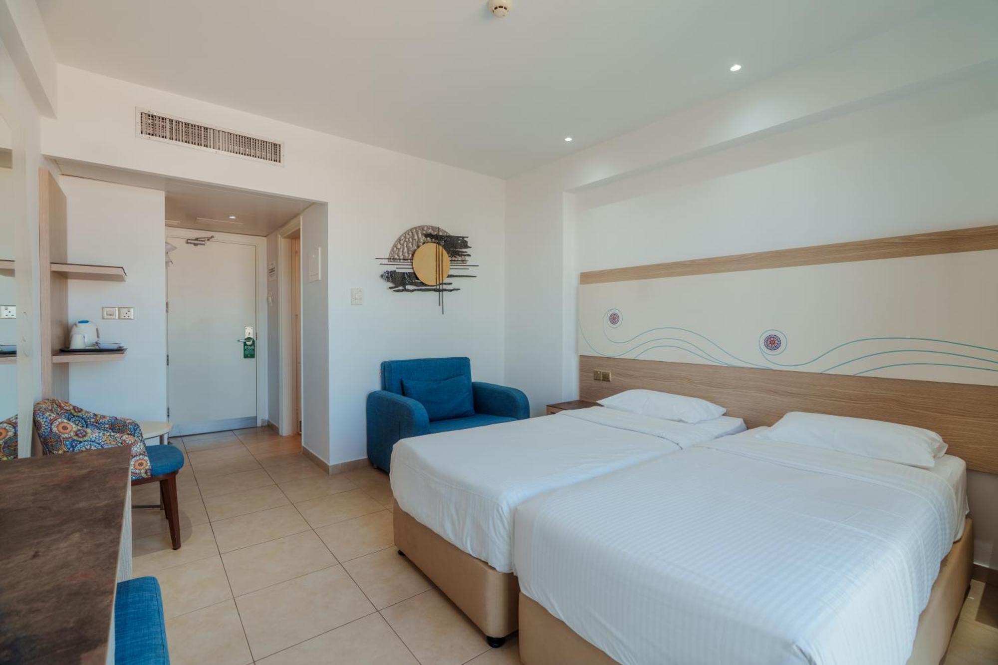Superior Double or Twin Room with Sea View