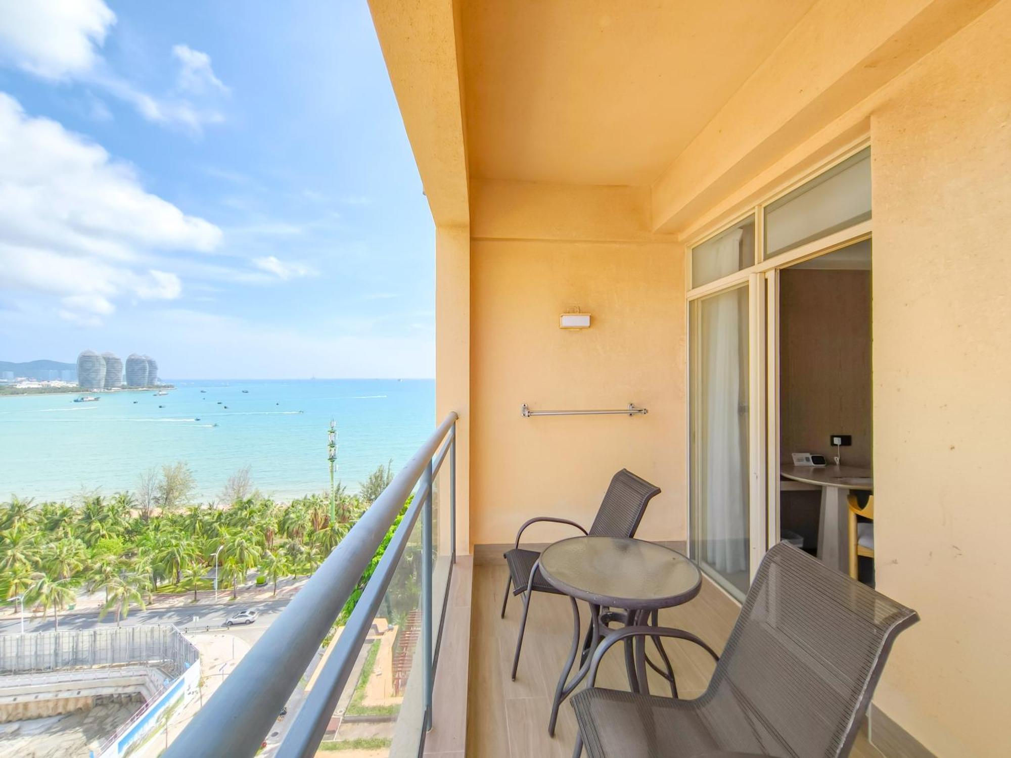 Deluxe Double Room Side Sea View