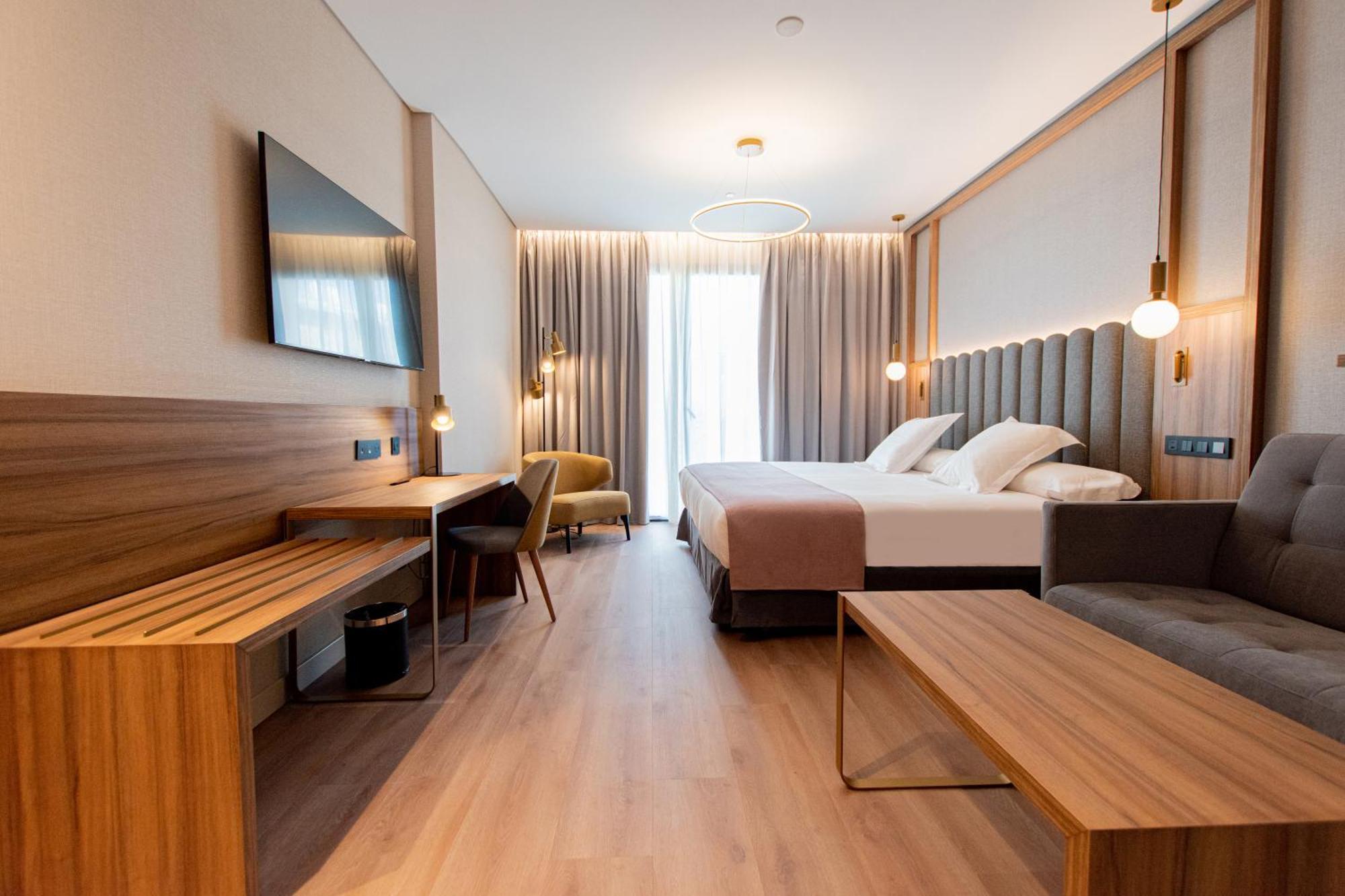 Quarto Familiar Standard