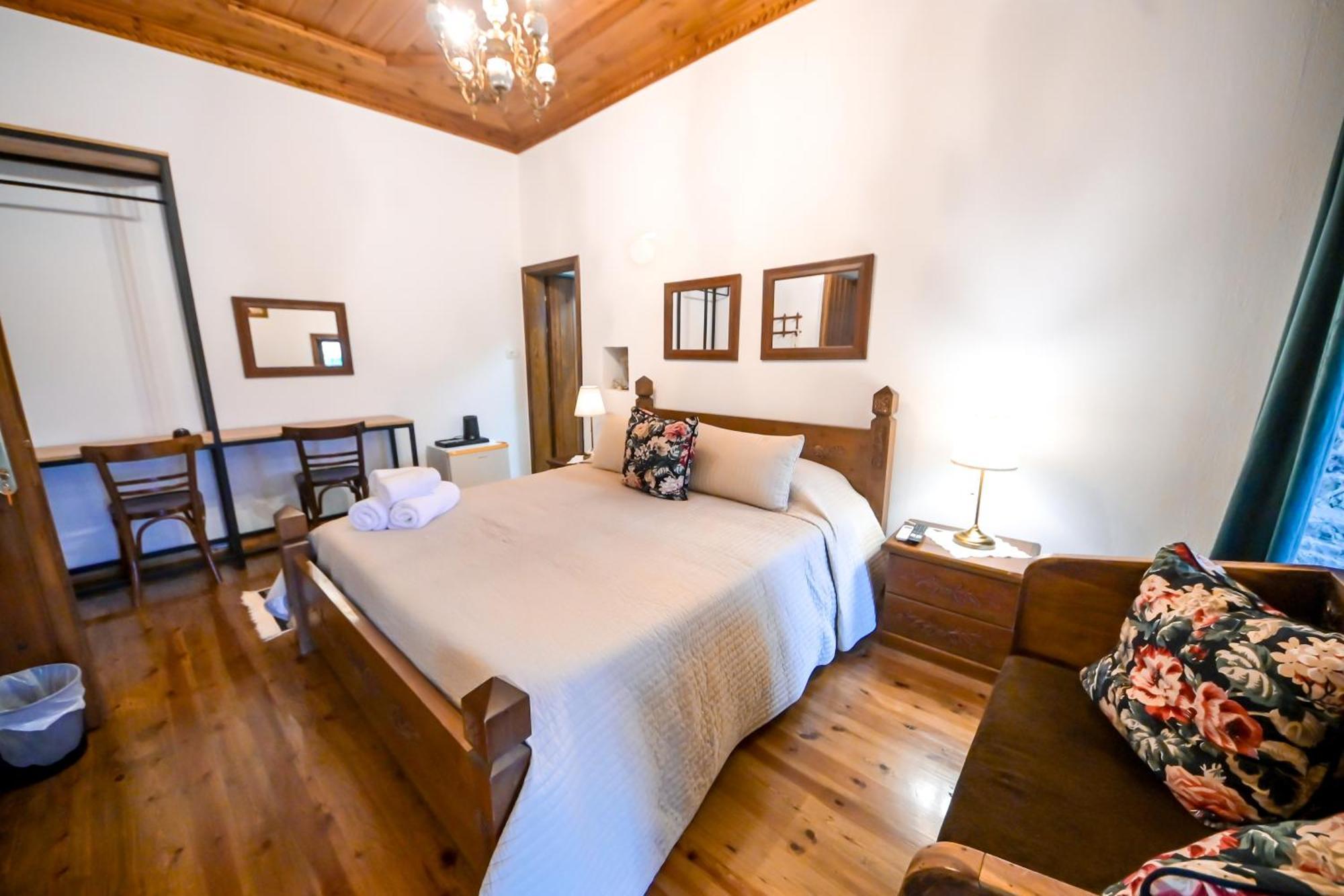 Basic Double Room