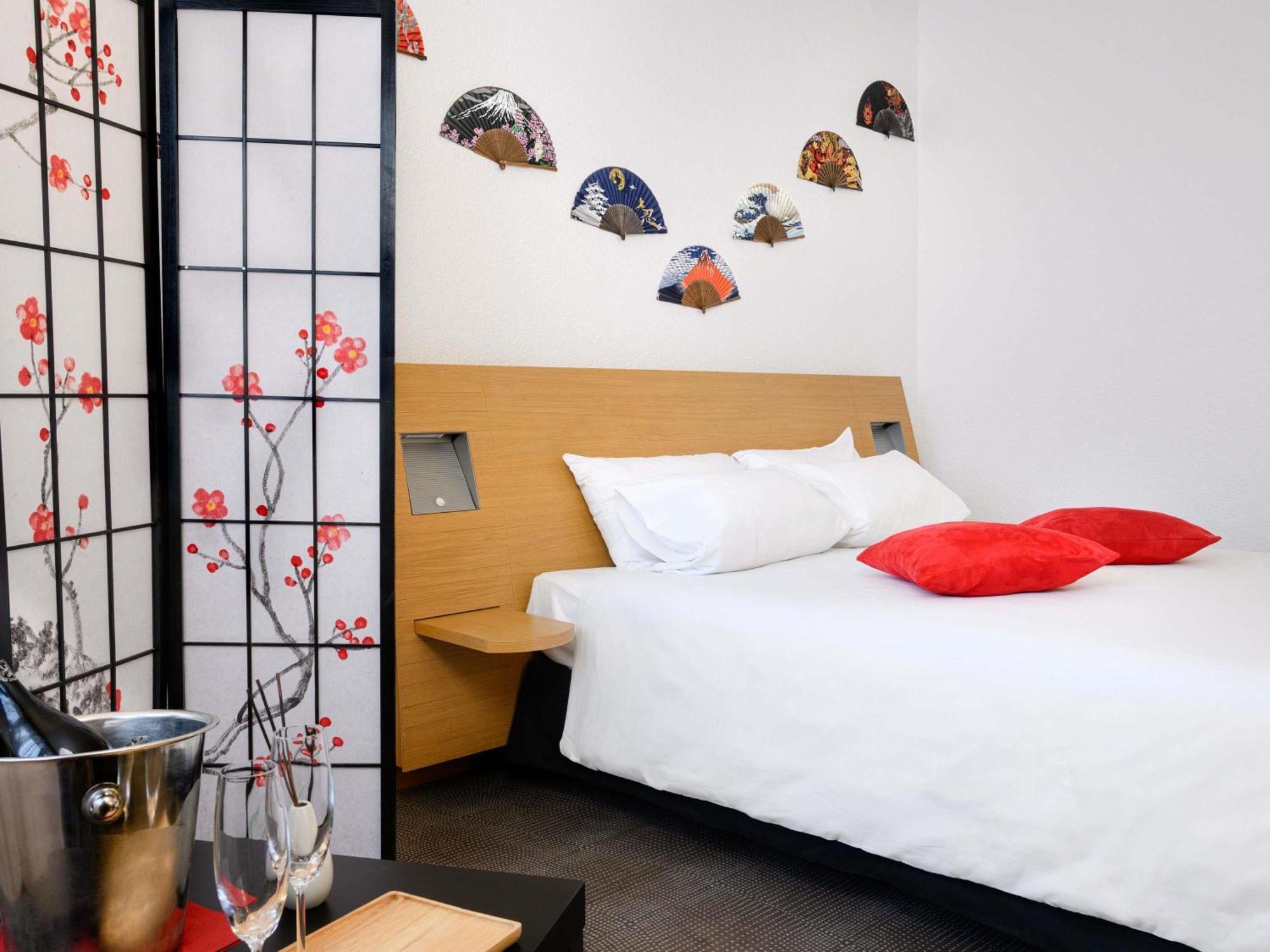 MyRoom Your own Minka house