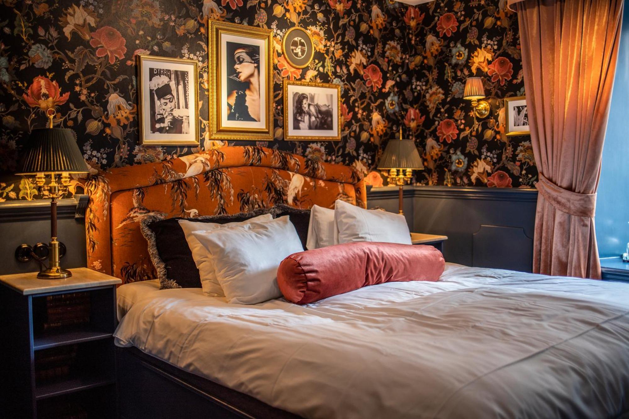 Petite Plus Double Room