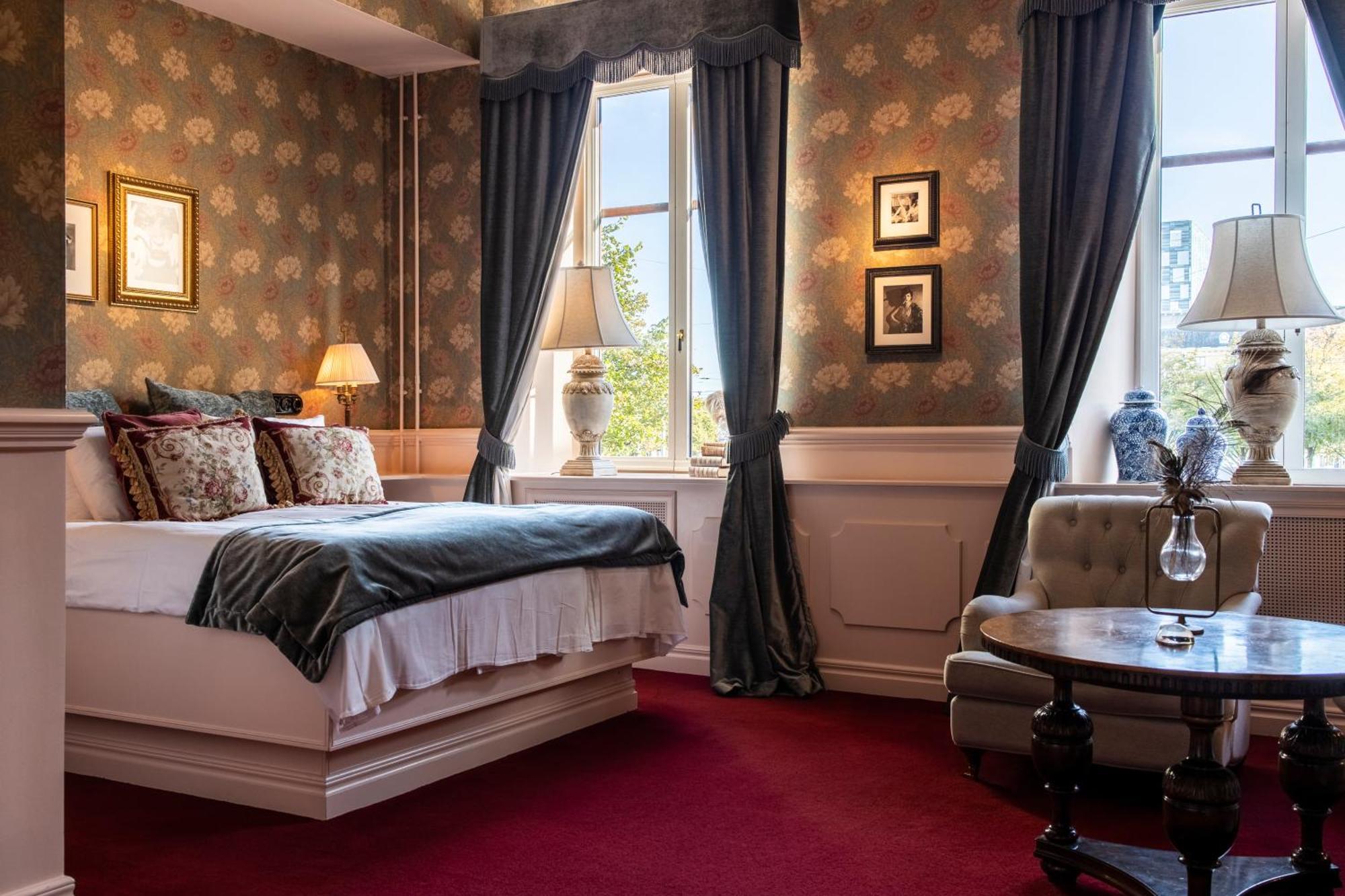 Royale Double room