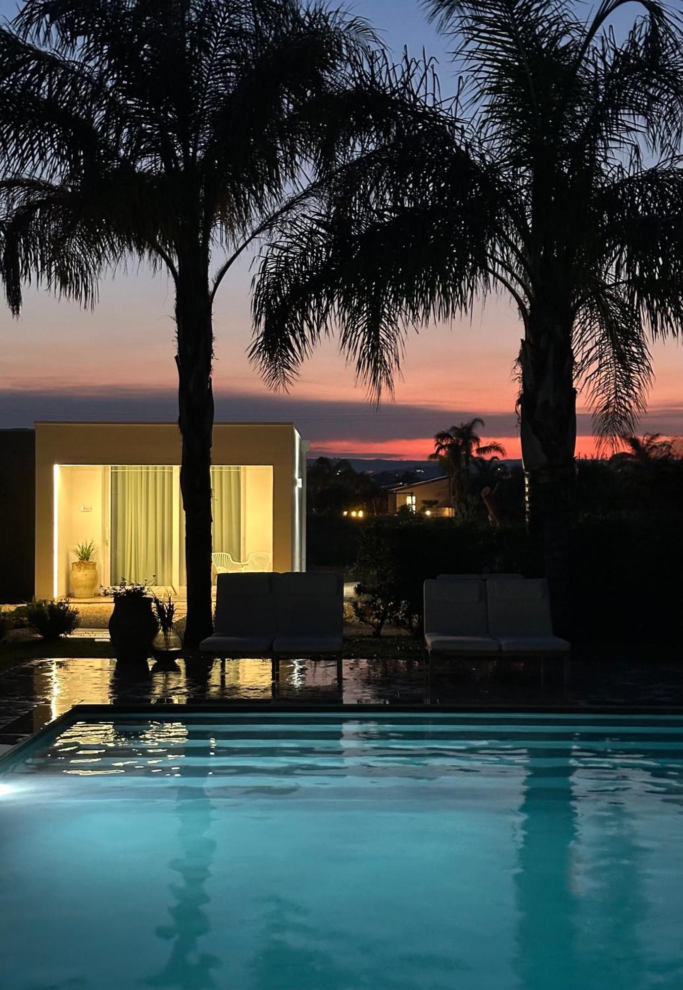 Suite Pool View