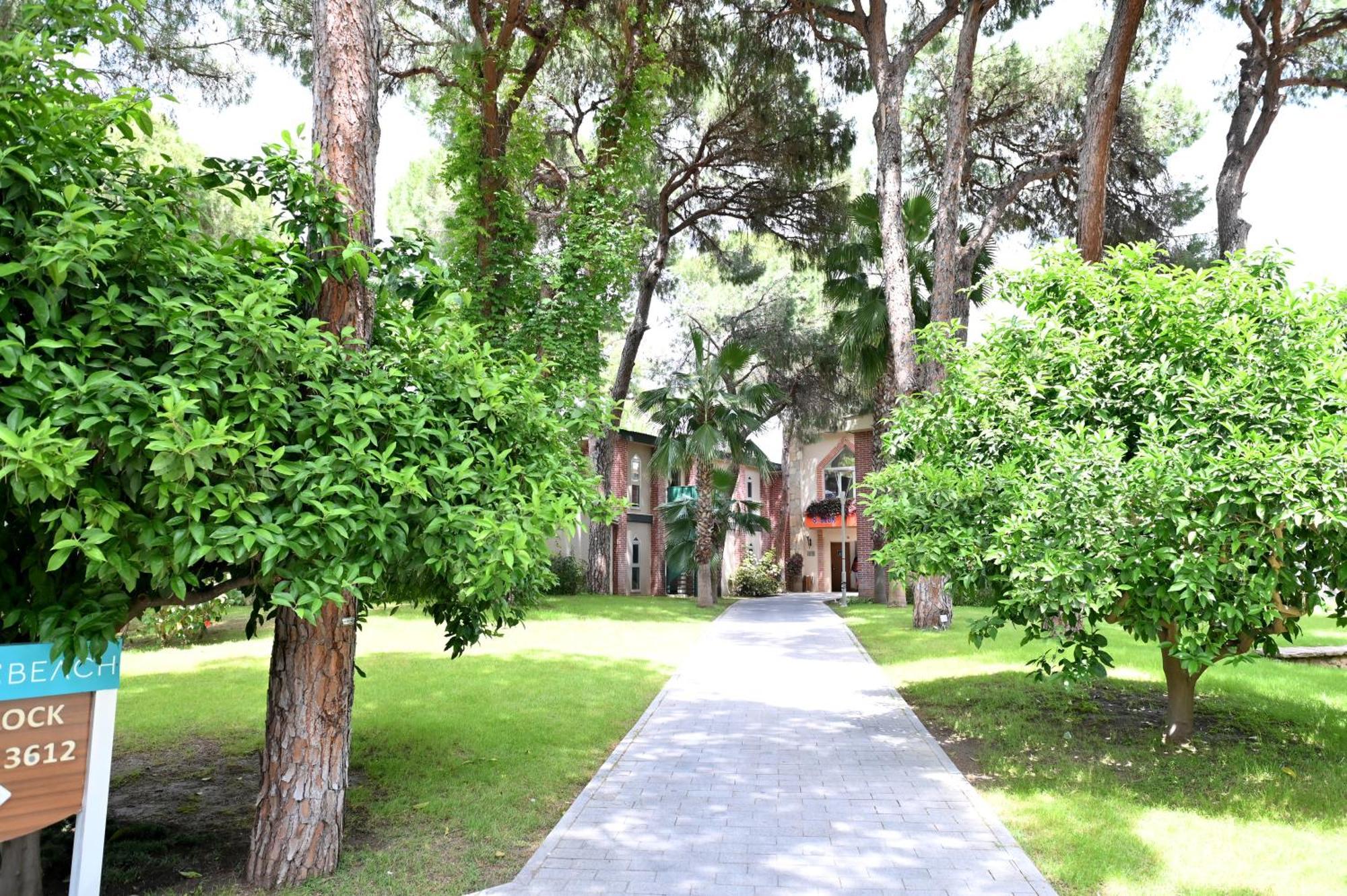 Camera Familiare Club Garden