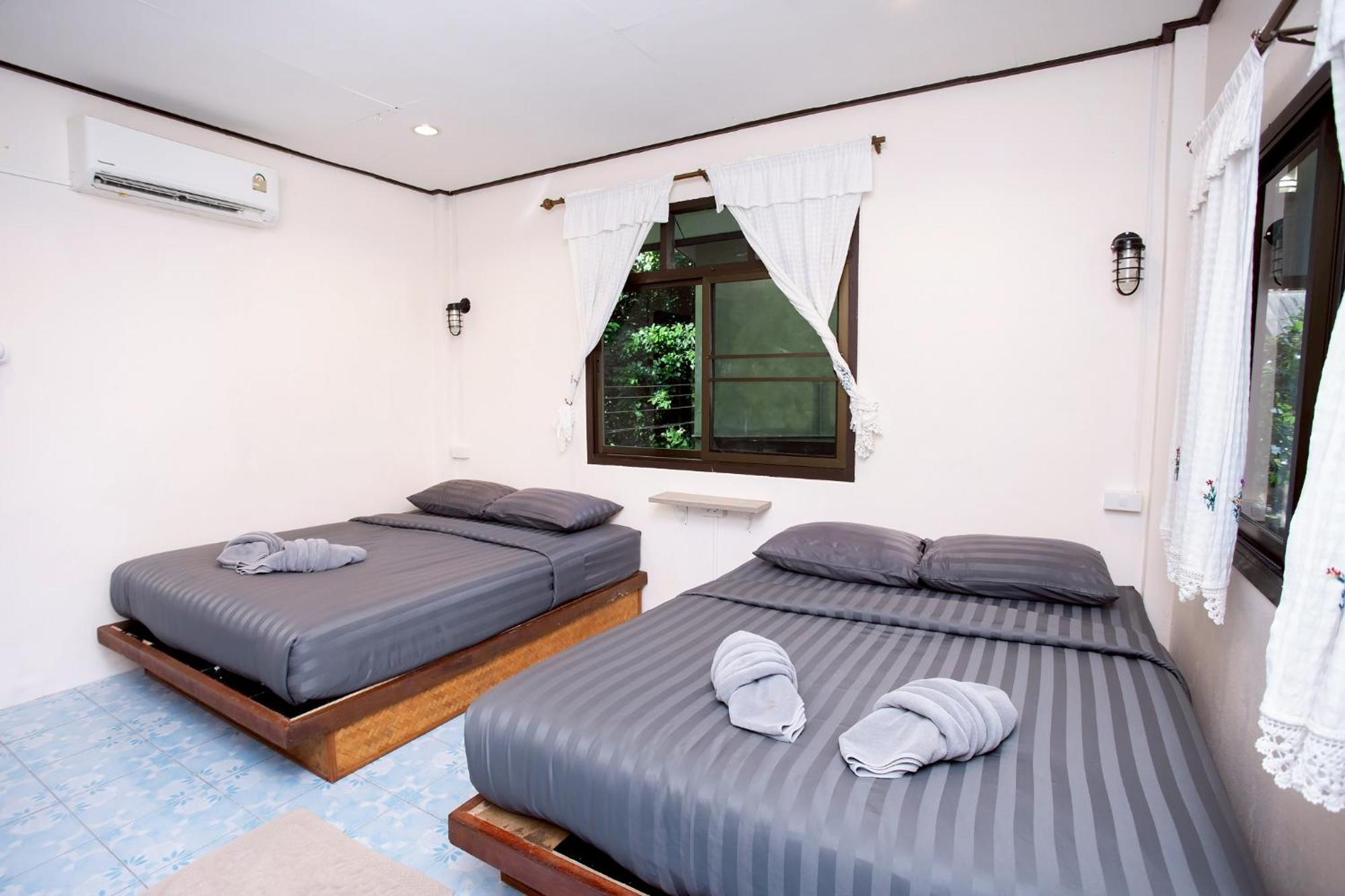 Standard Twin Room Garden View