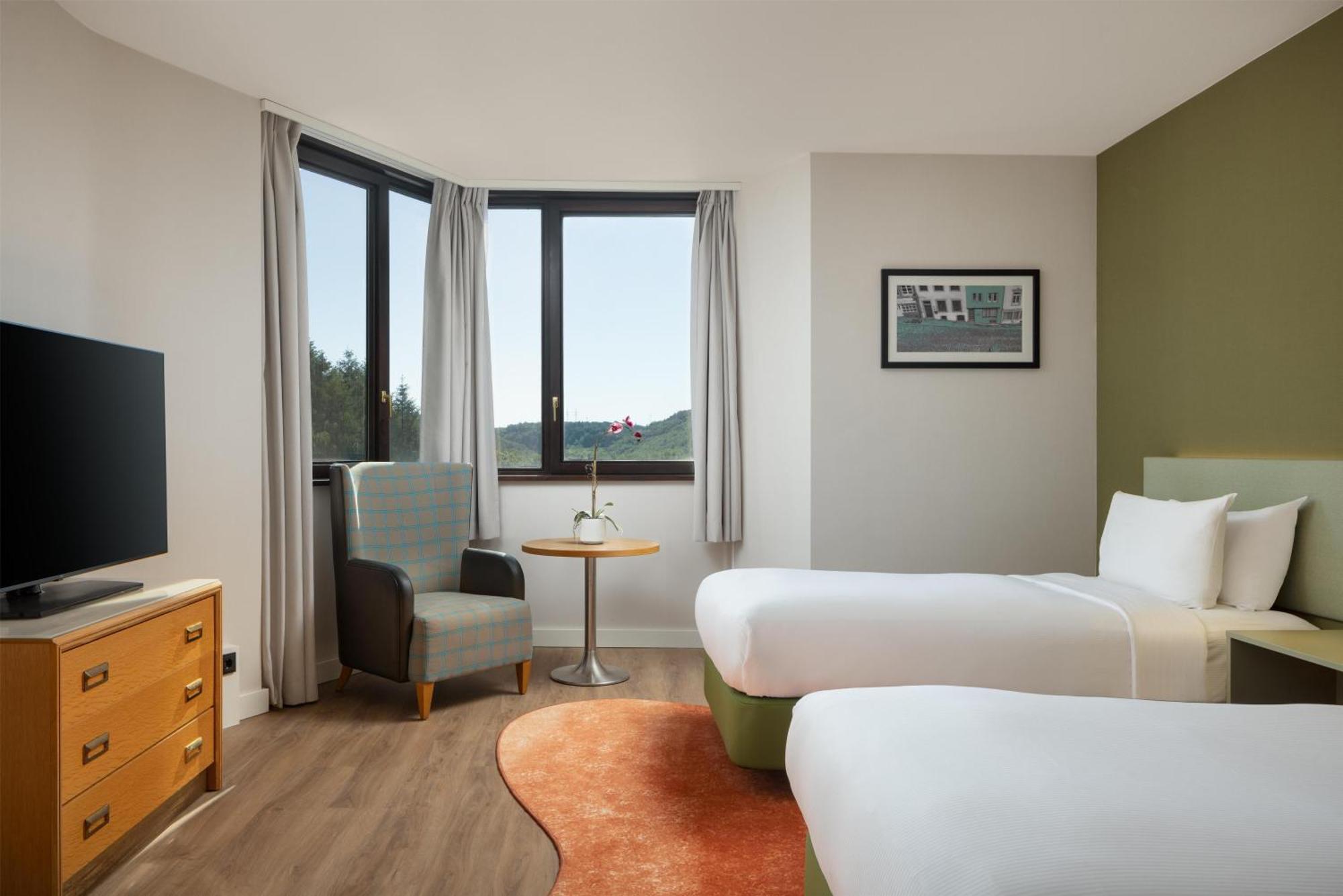 Twin Room