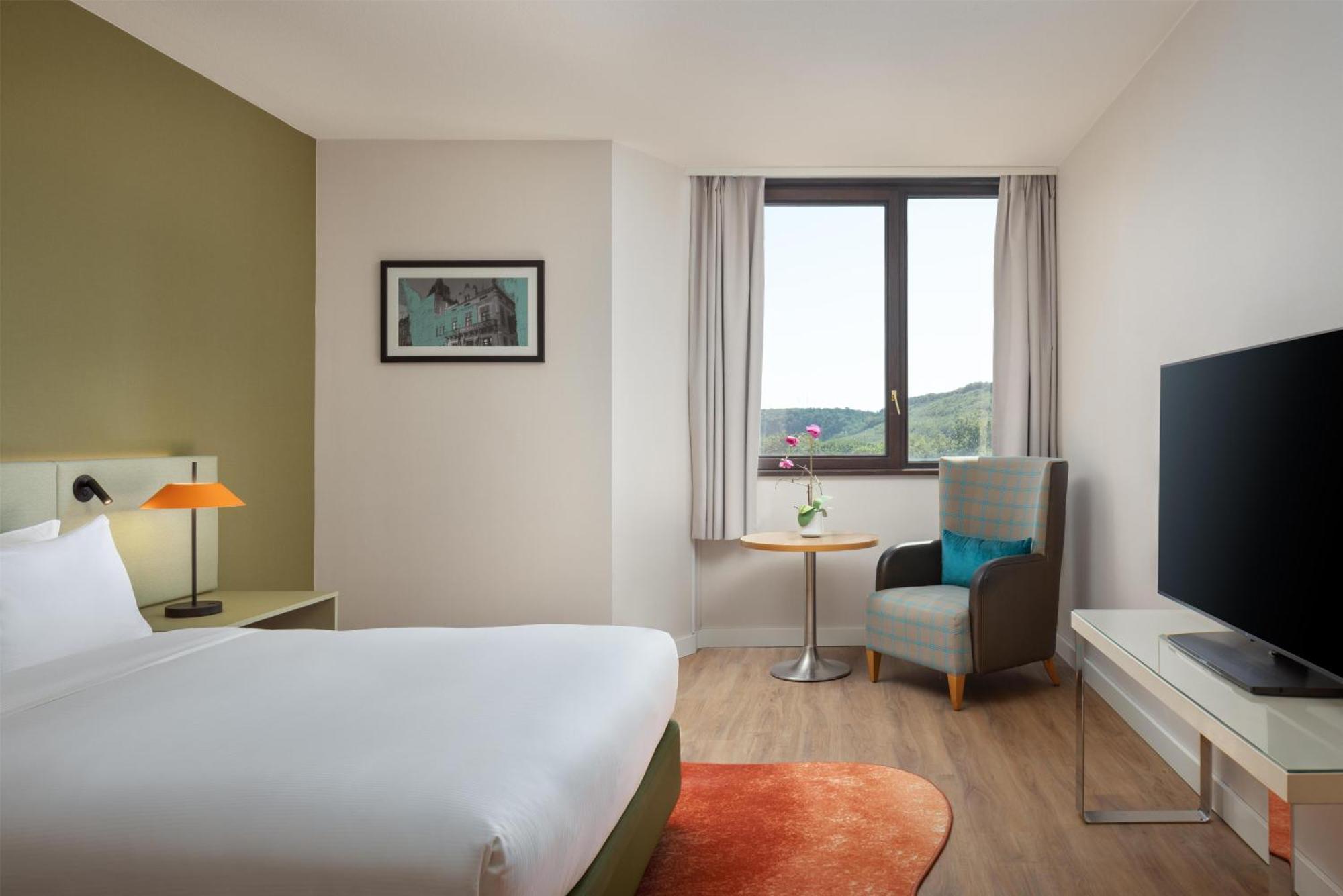 Queen Room