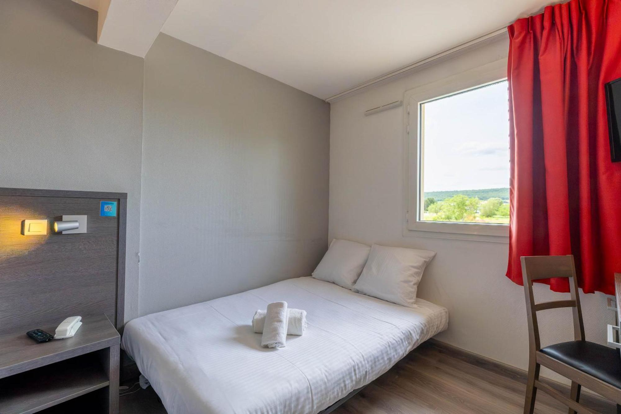 CHAMBRE SUPERIEURE VUE VIGNES 1 A 4 PAX