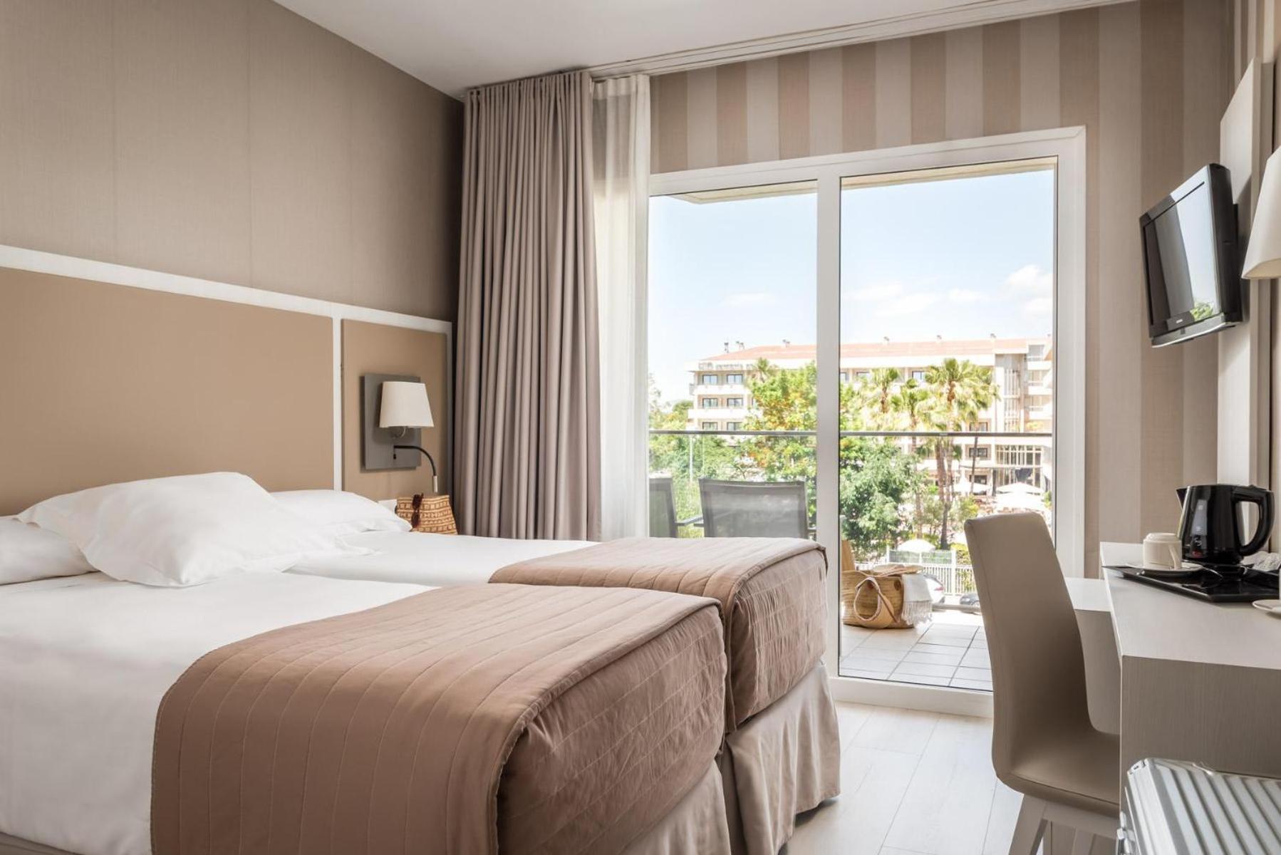 Standard Double or Twin Room with Extra Bed