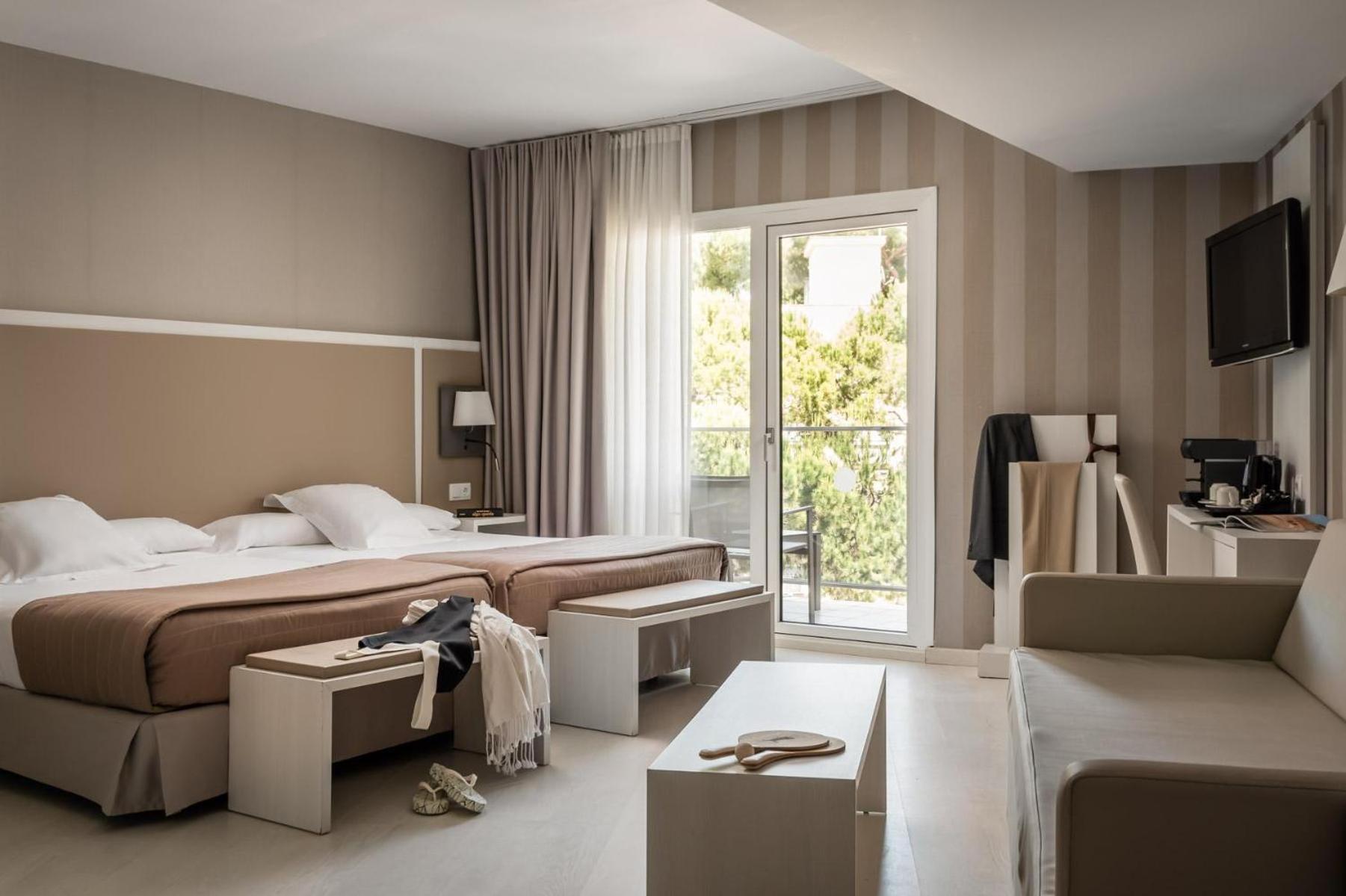 Standard Junior Suite