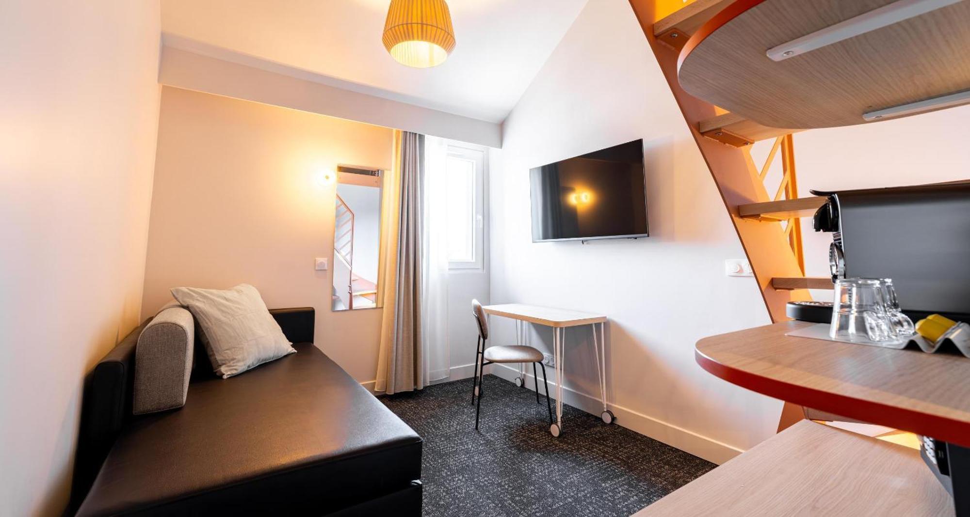 Duplex Twin Room Two Single Beds Non-Smoking