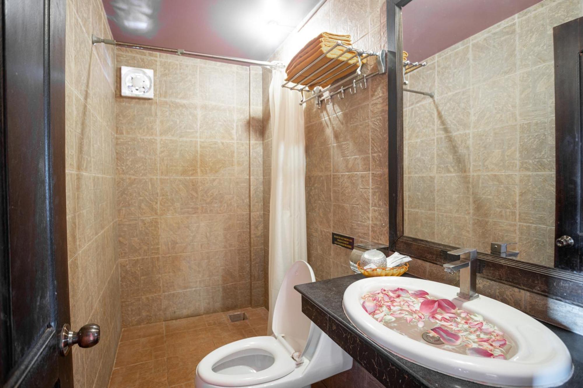 Quarto com 2 Camas de Solteiro e Varanda