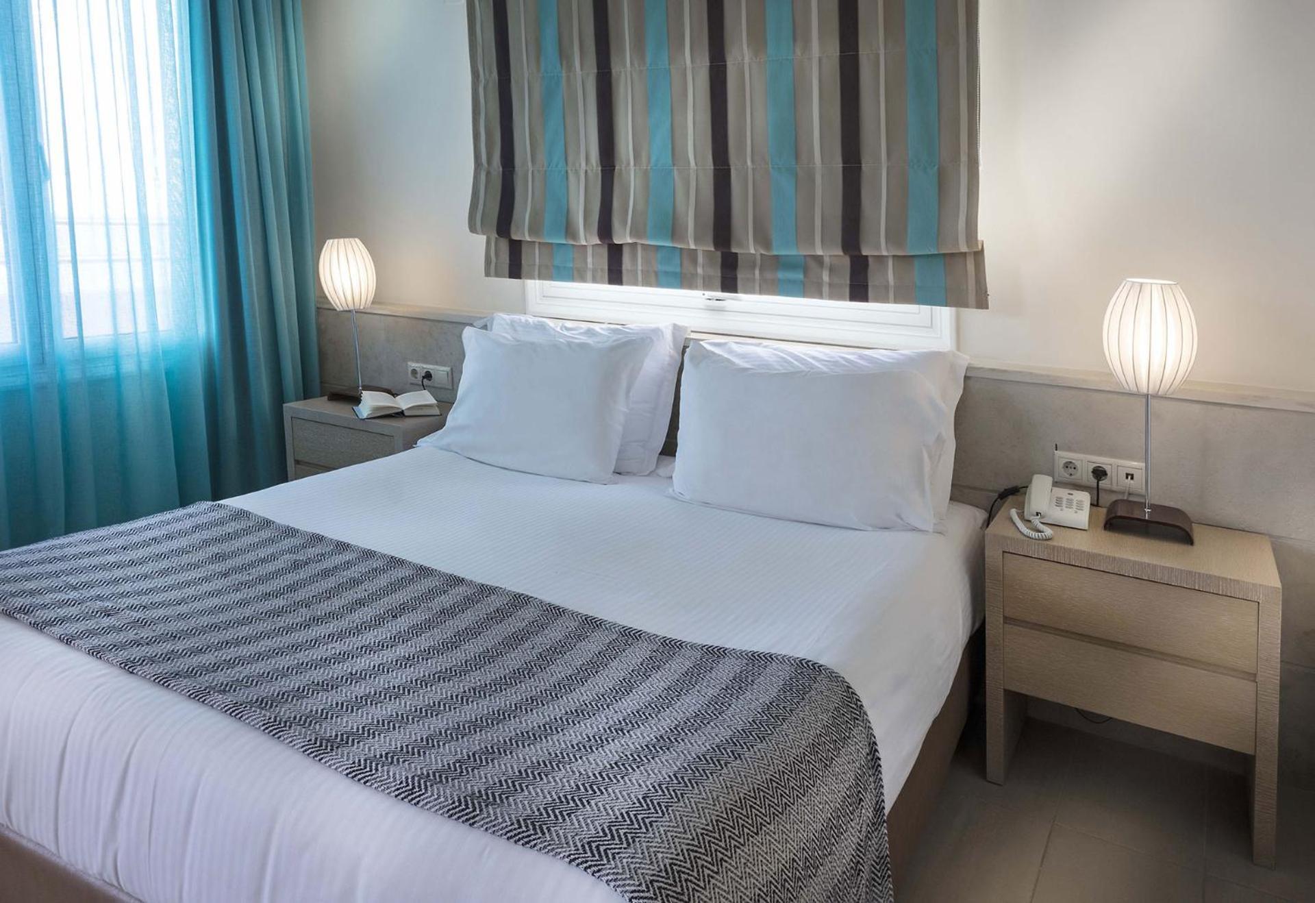 Superior Room Garden or Mountain View