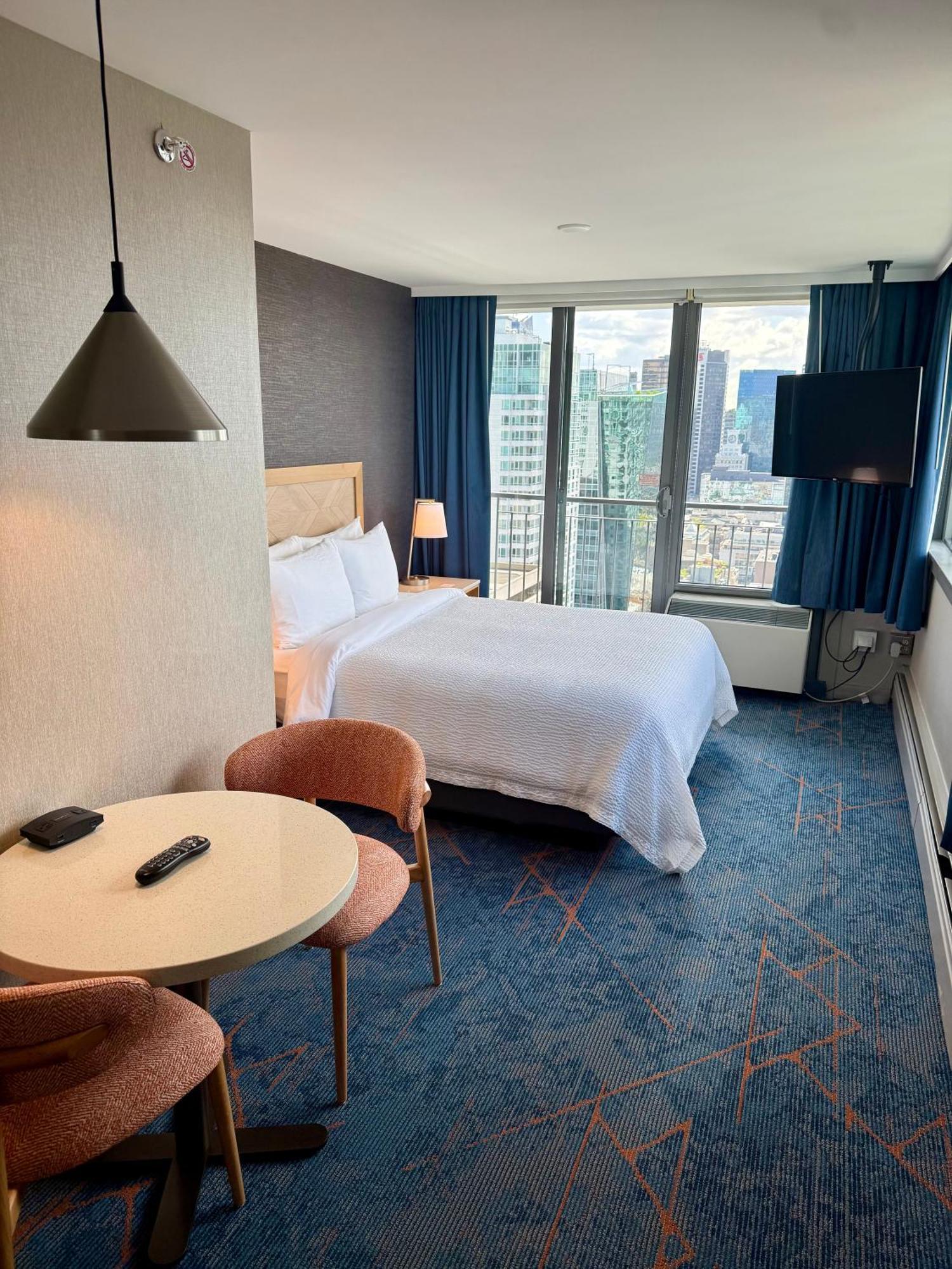 Superior Queen Room Balcony