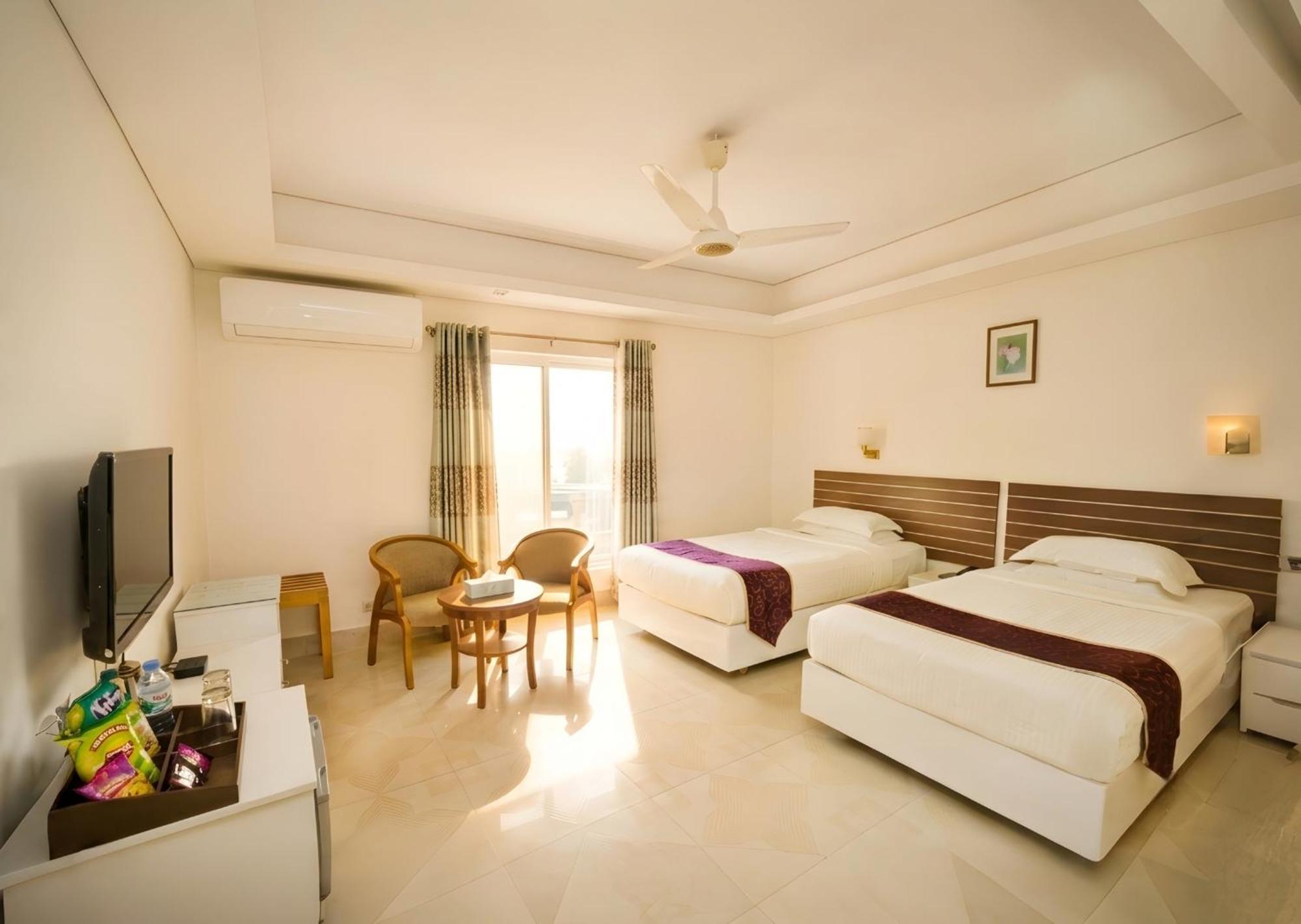 Deluxe Twin Room