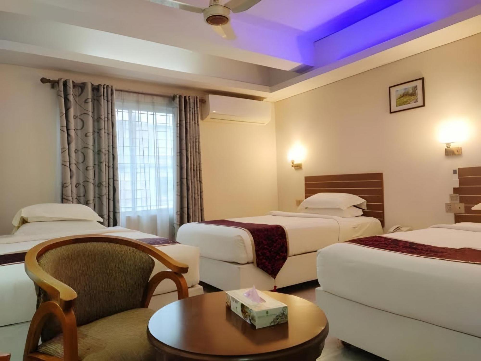 Executive Triple Room