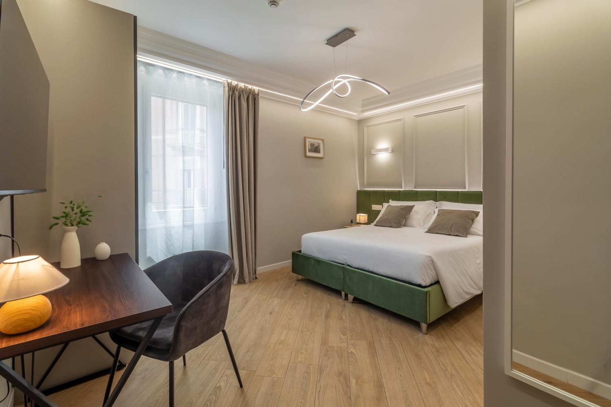 Deluxe Double or Twin Room City View
