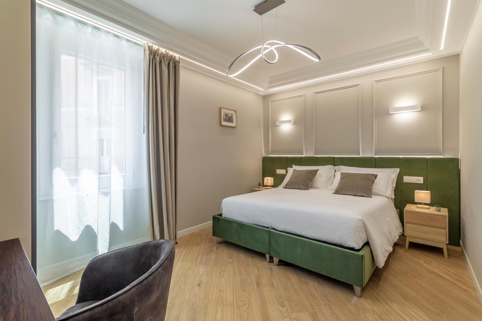Deluxe Double or Twin Room City View