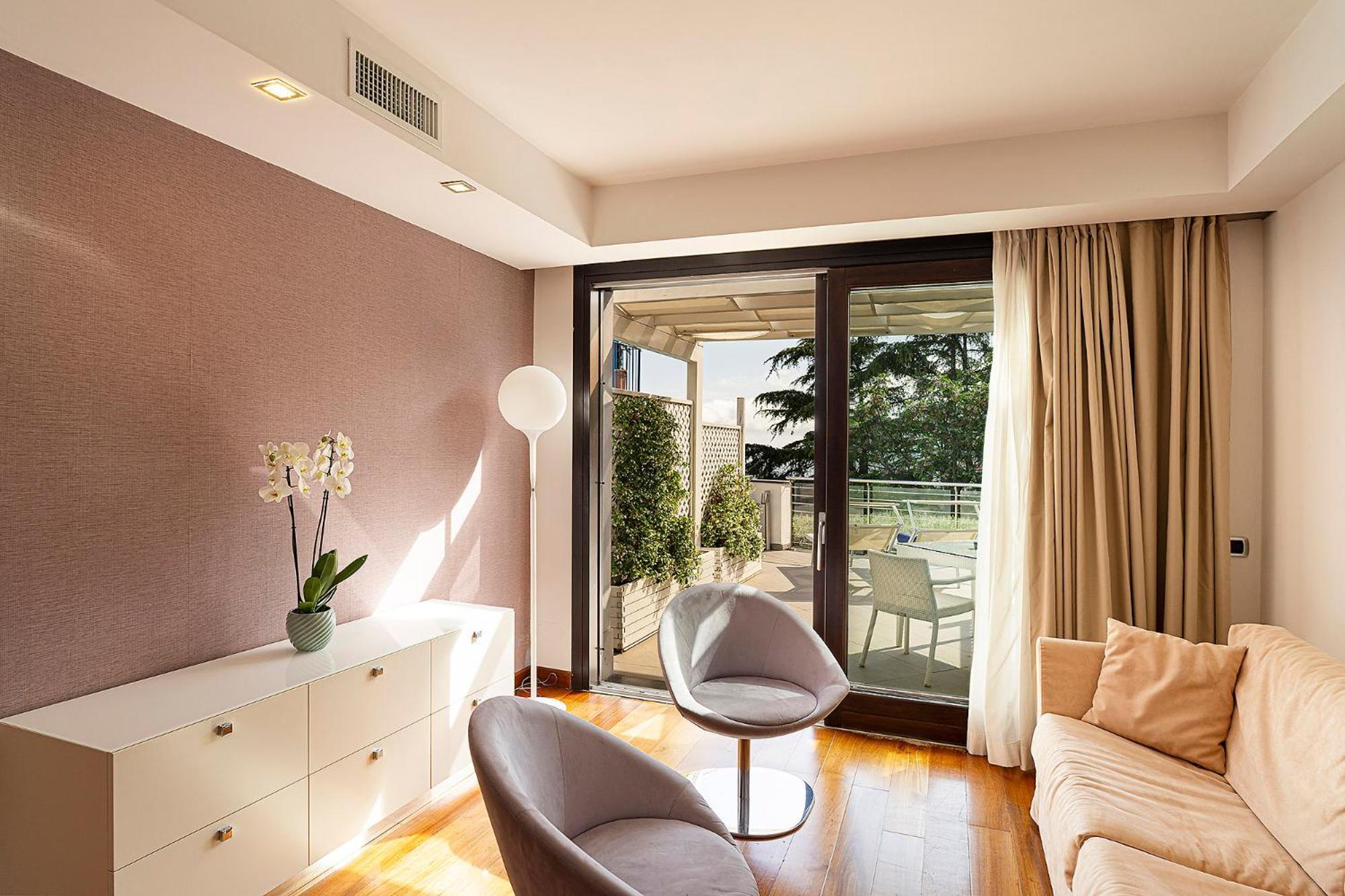 Deluxe Double Room Partial Sea View