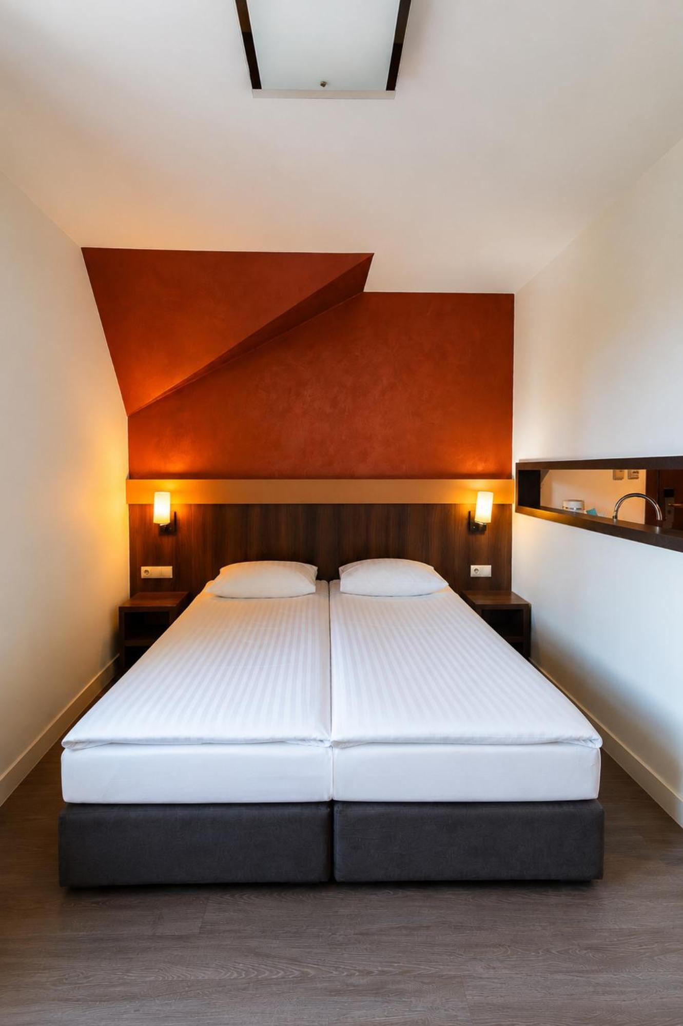 Deluxe Double Room Kichenette