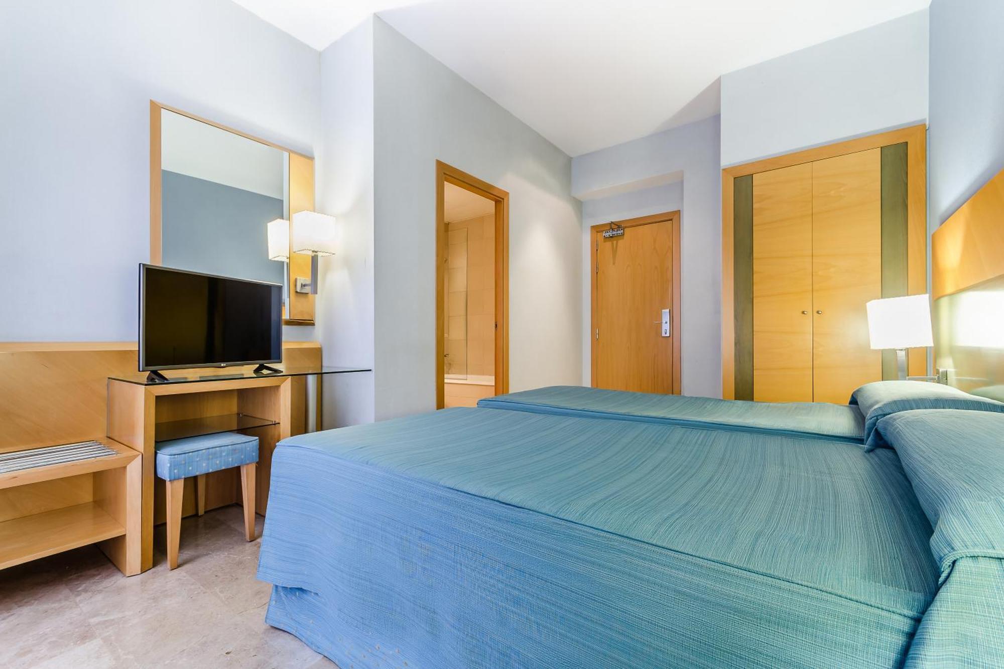 Double or Twin Room Balcony