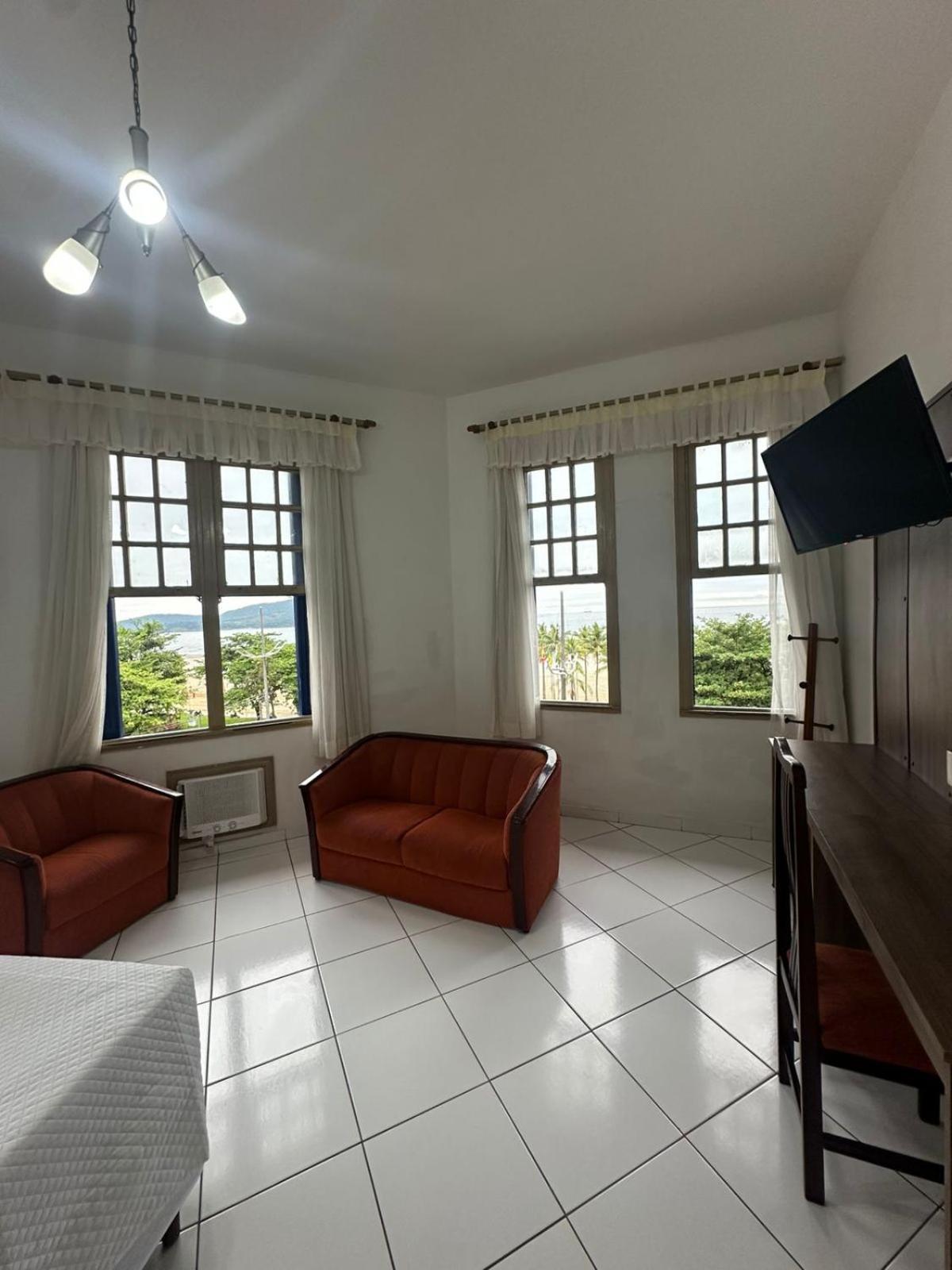 Two-Bedroom Suite Sea View