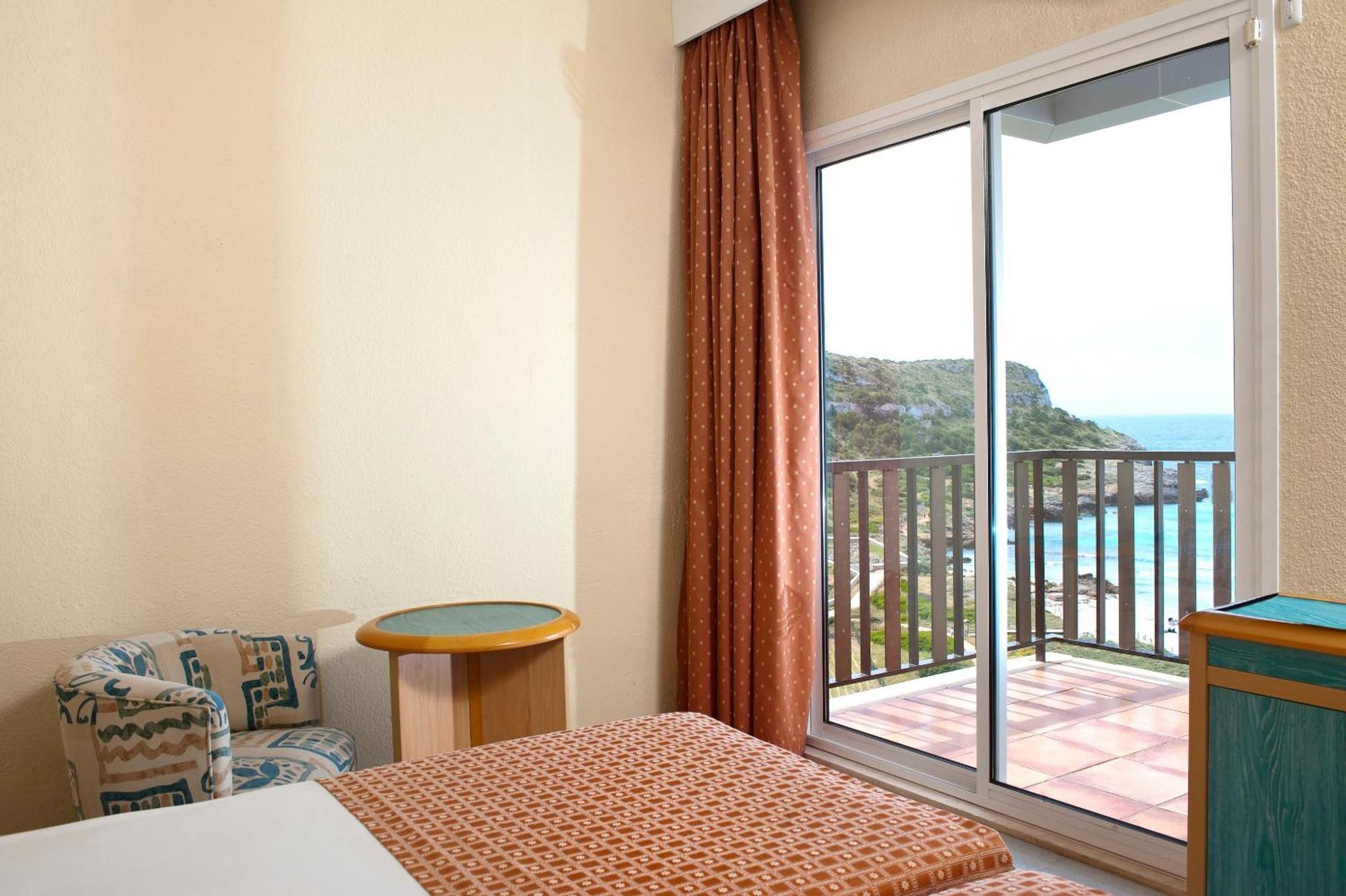 Standard Double Room Sea View
