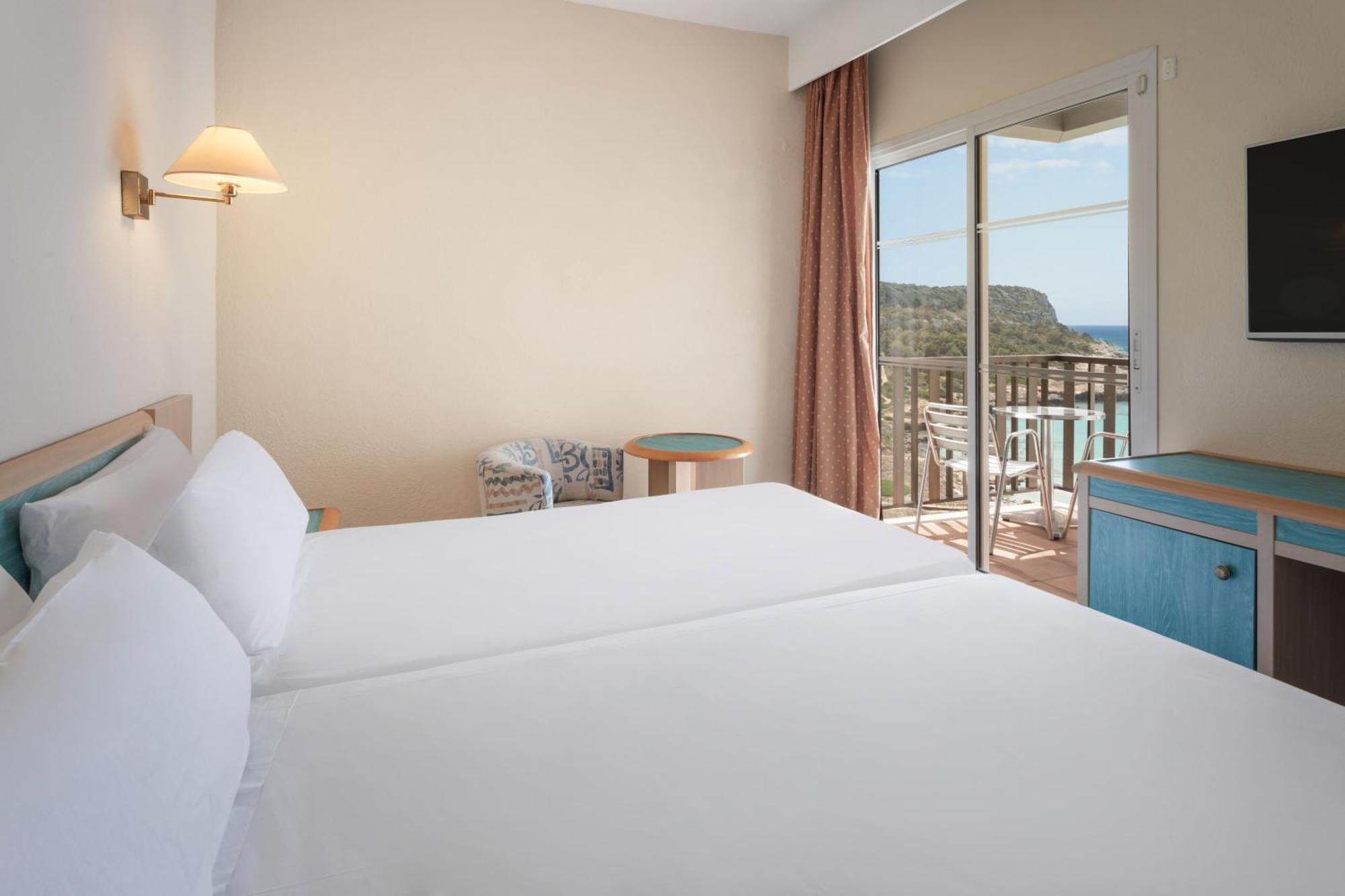 Standard Double Room Sea View