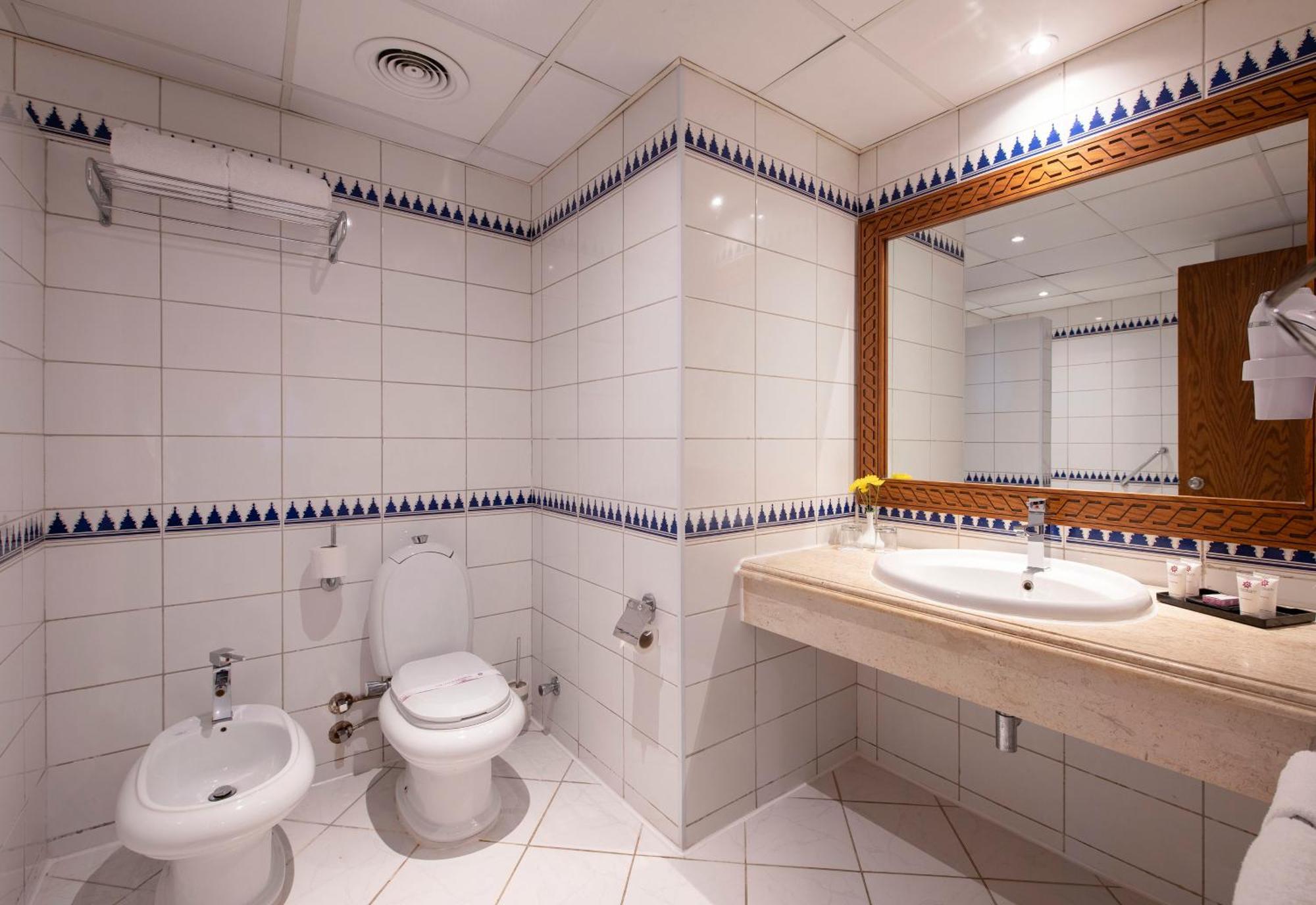 Superior Double or Twin Room Garden View