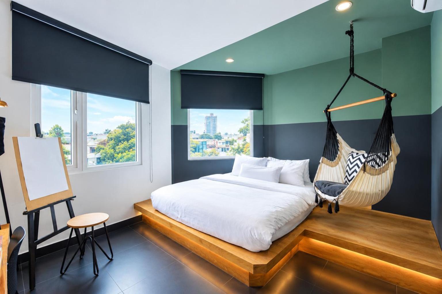 DELUXE DOUBLE NEST LAUNDRY MINIBAR