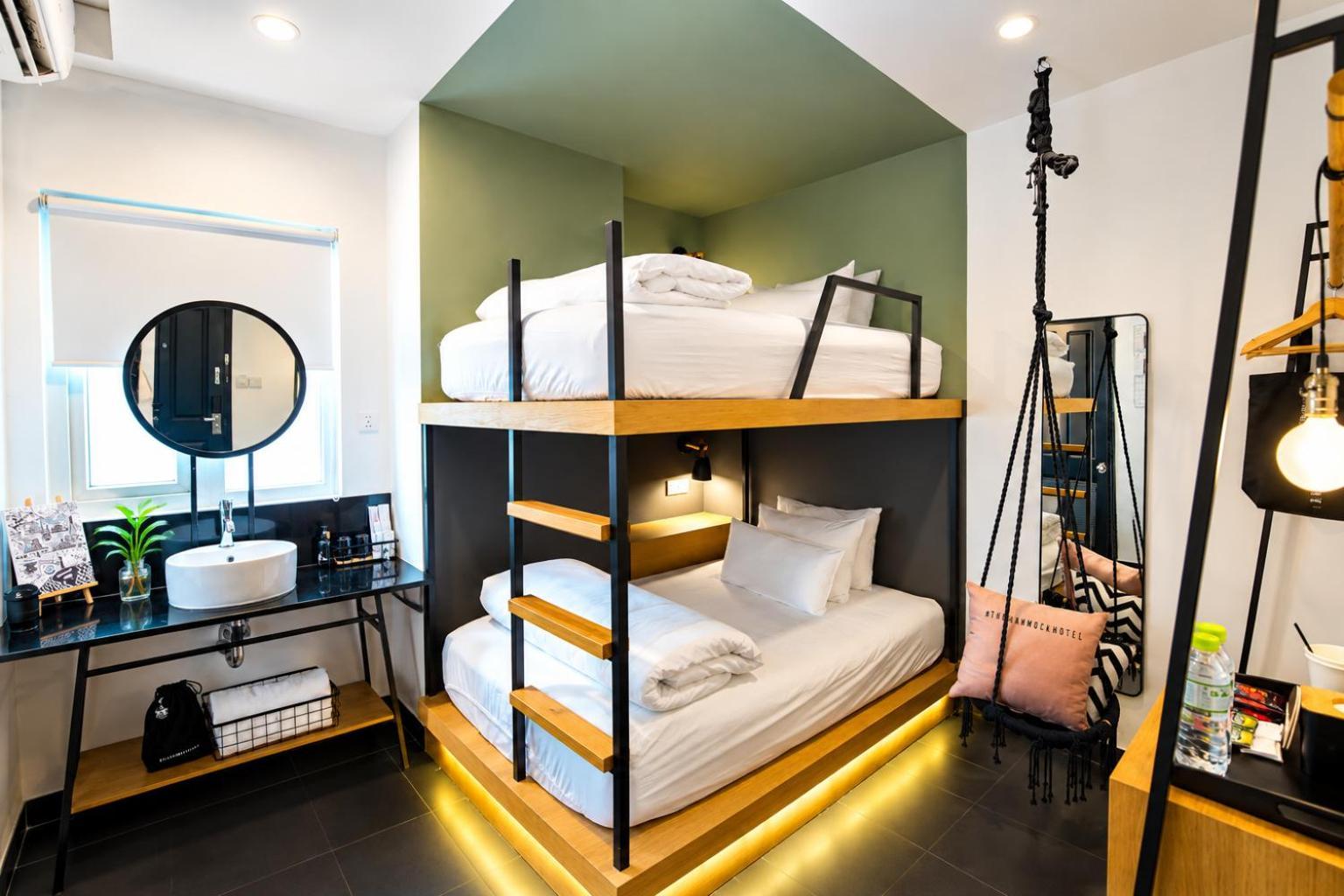 COZY TWIN NEST LAUNDRY MINIBAR